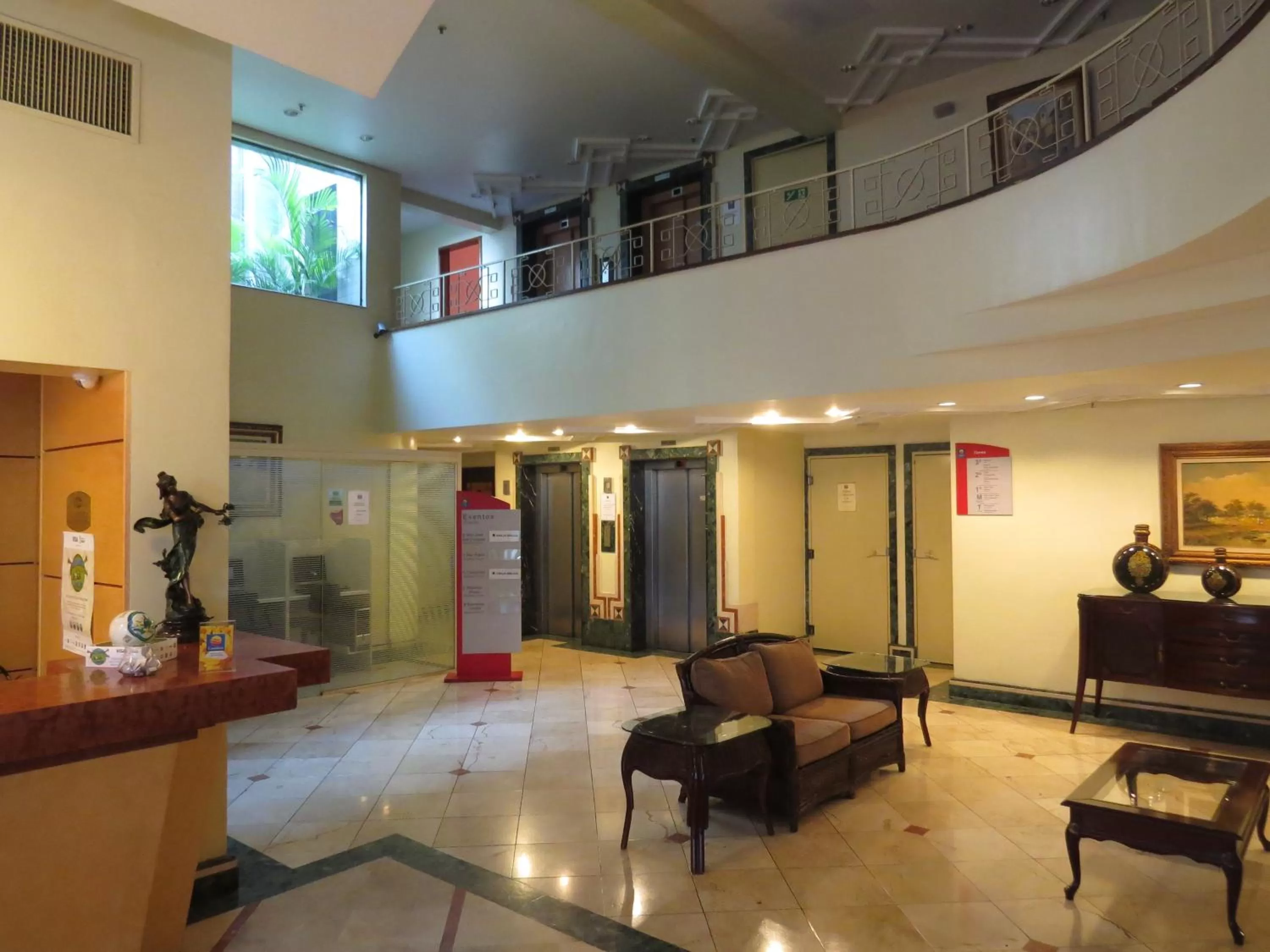 Decorative detail in Carlton Plaza São José dos Campos