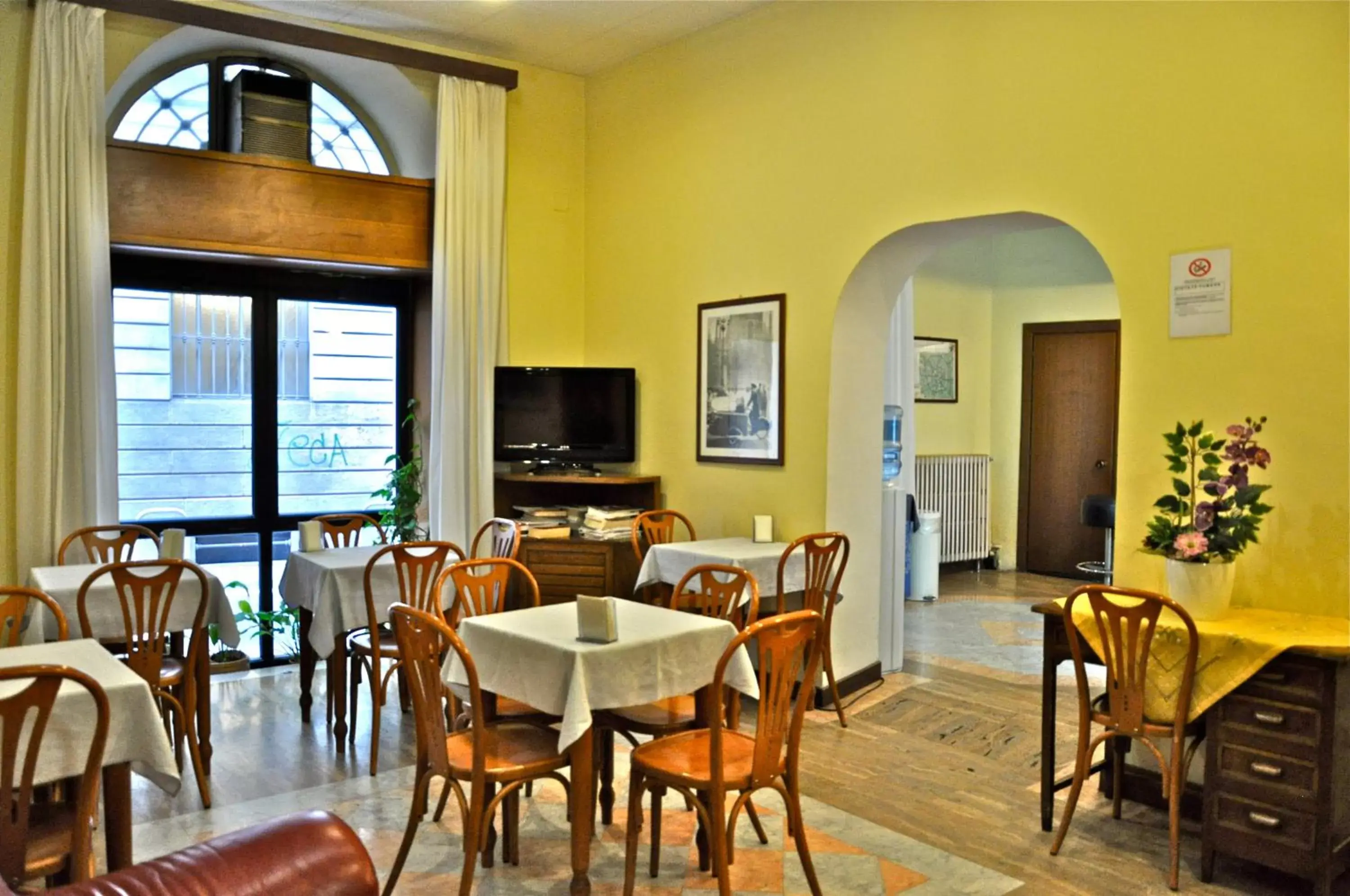 Lounge or bar, Restaurant/Places to Eat in Hotel Vecchia Milano