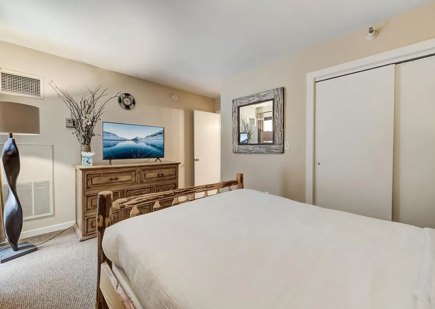 Bedroom, Bed in Silver King by All Seasons Resort Lodging