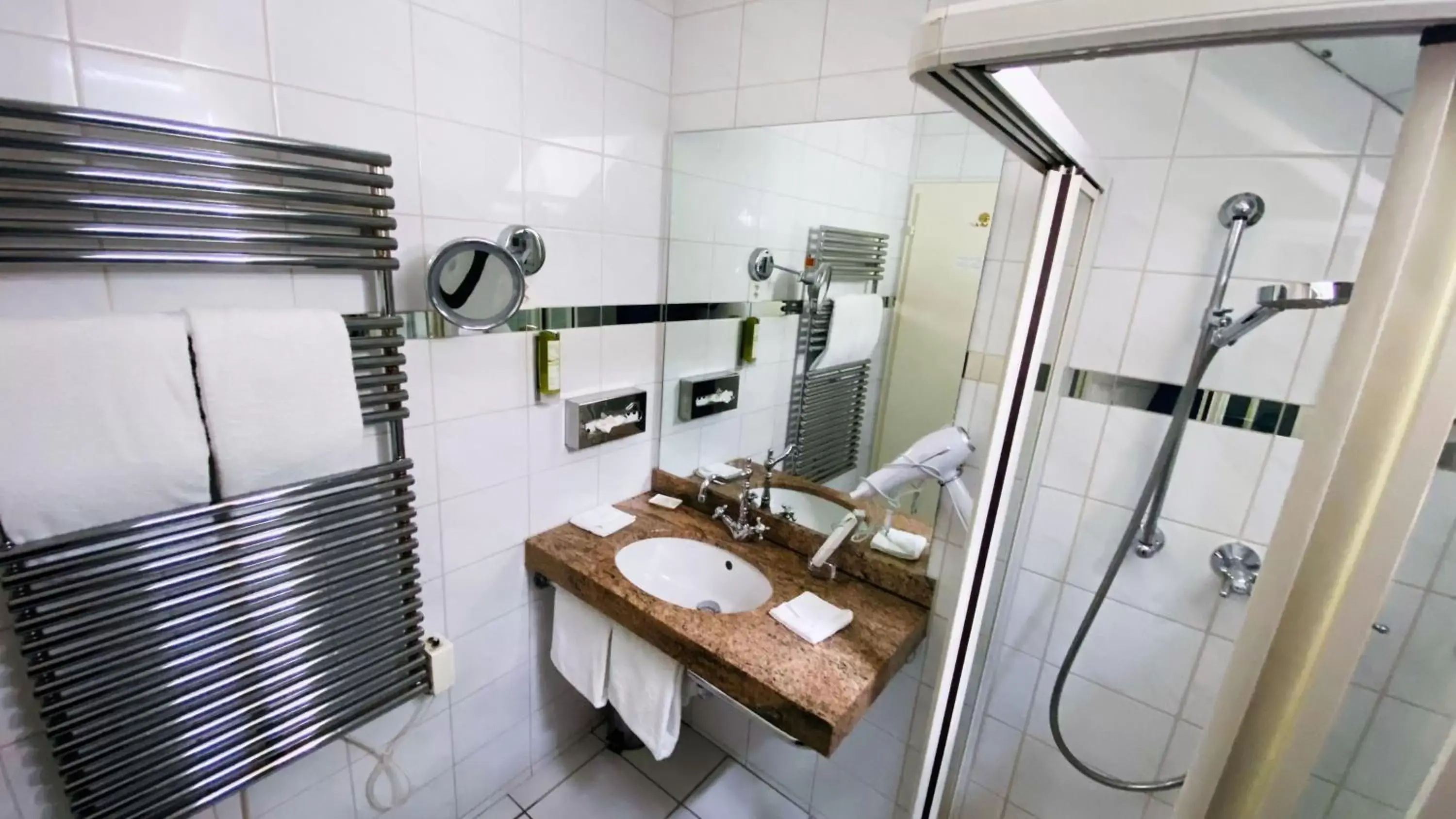 Shower, Bathroom in Boutique Hotel Belle Epoque