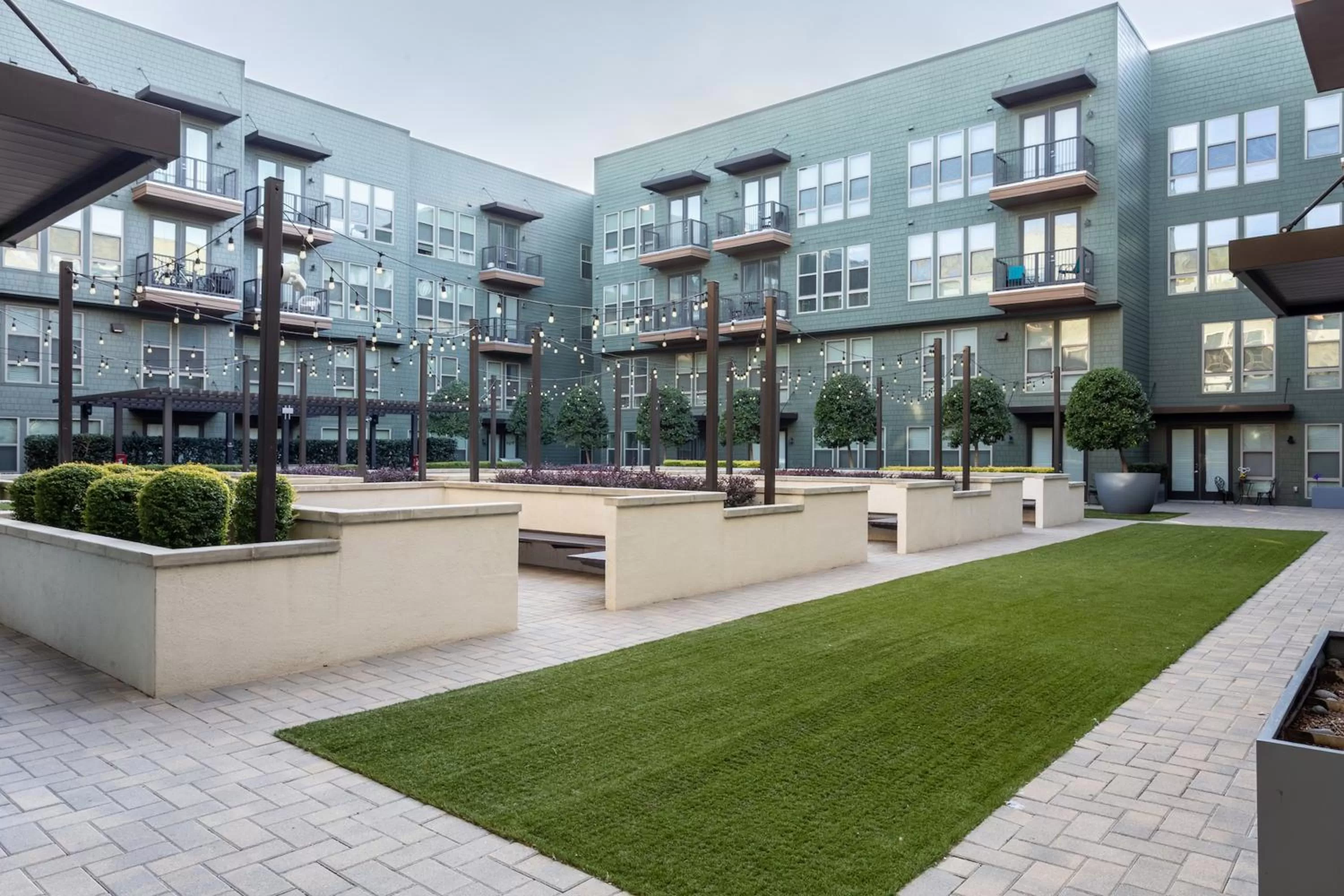 Property building in Kasa Greenville Dallas