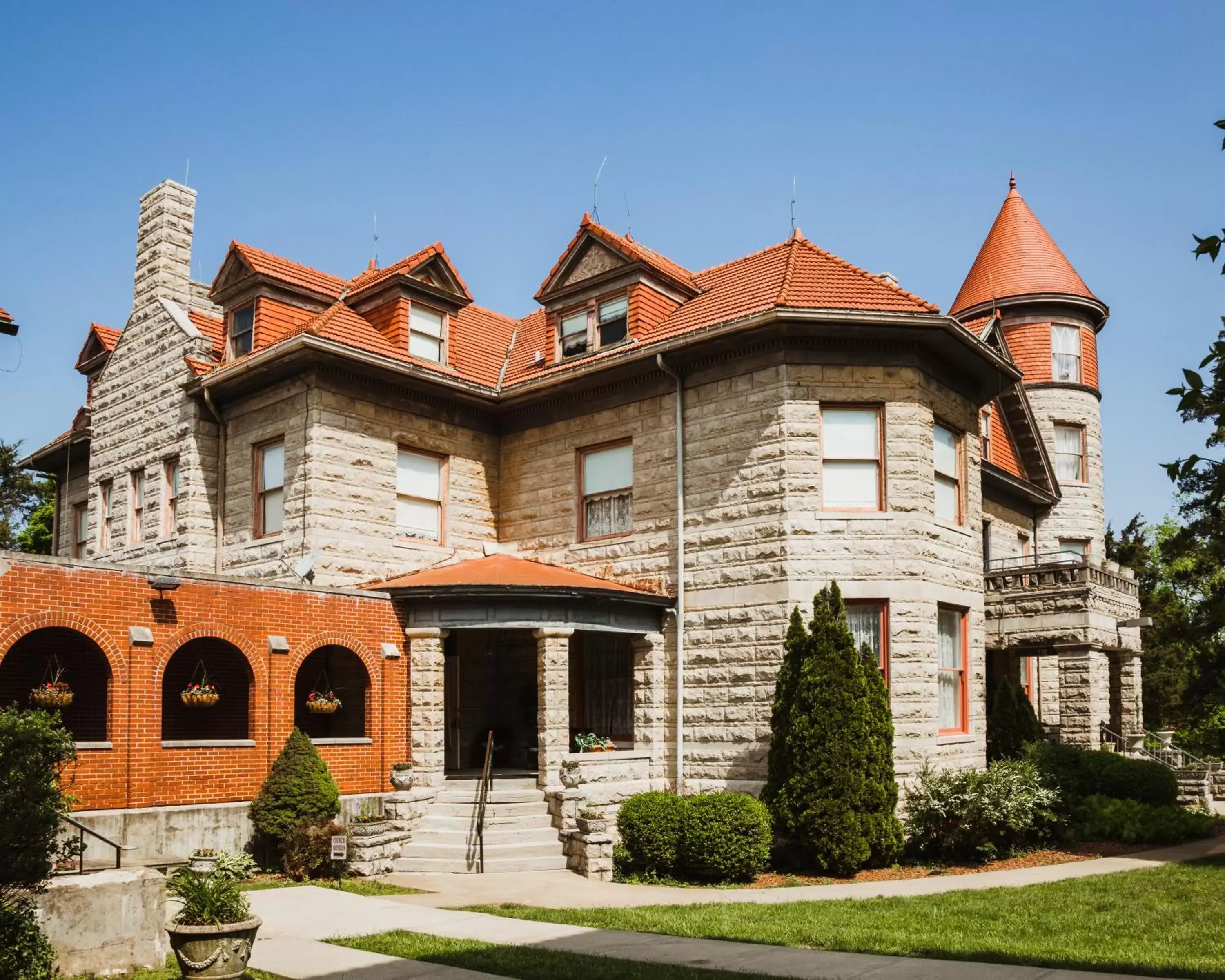 Property Building in The Mansion at Elfindale