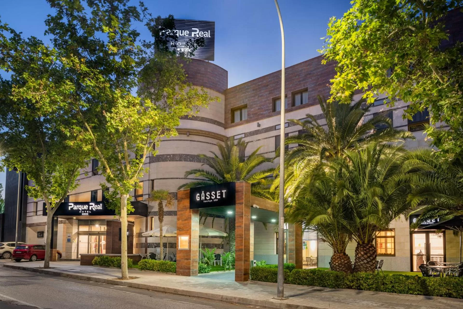 Property building in Hotel Parque Real