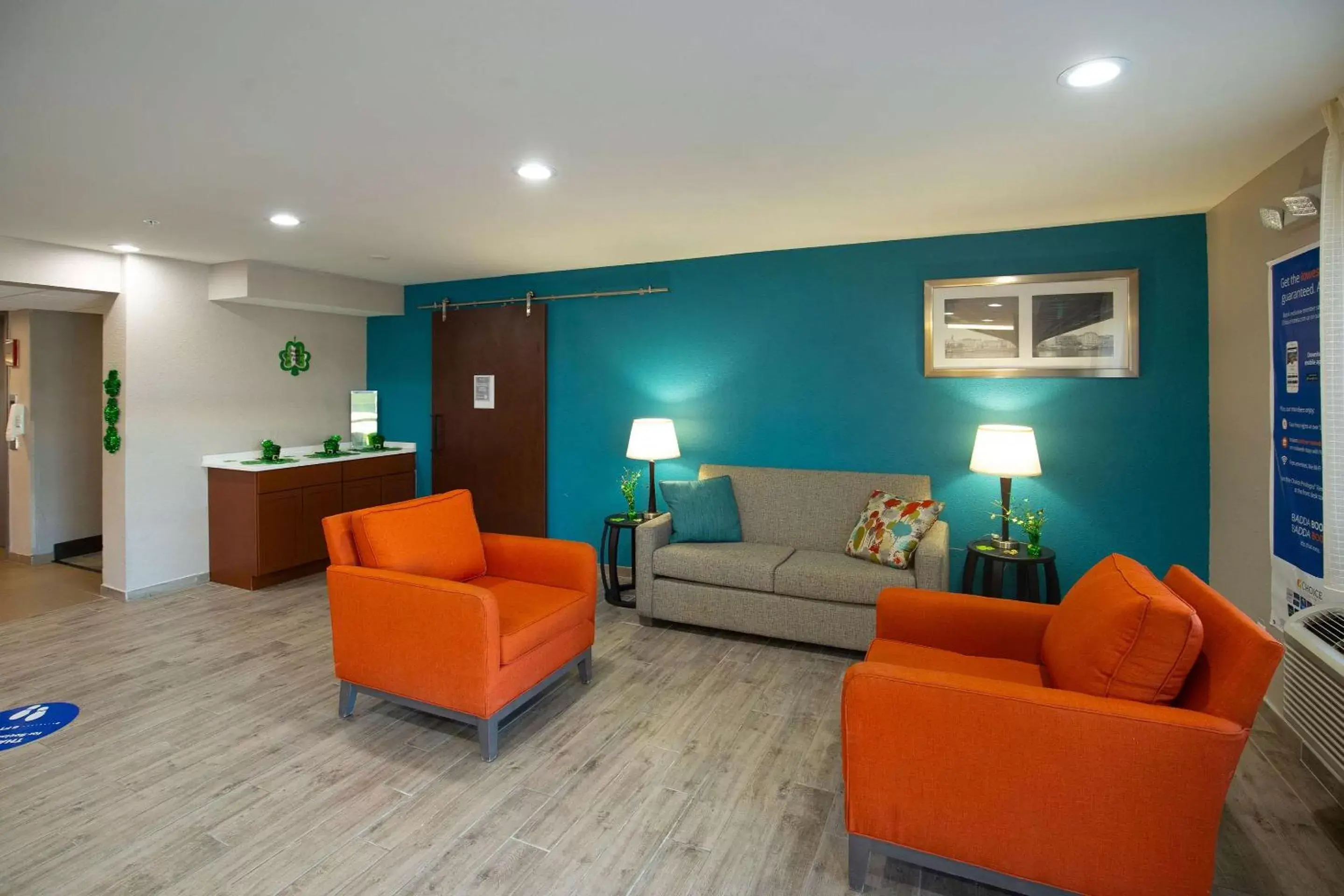 Lobby or reception, Seating Area in Quality Inn & Suites
