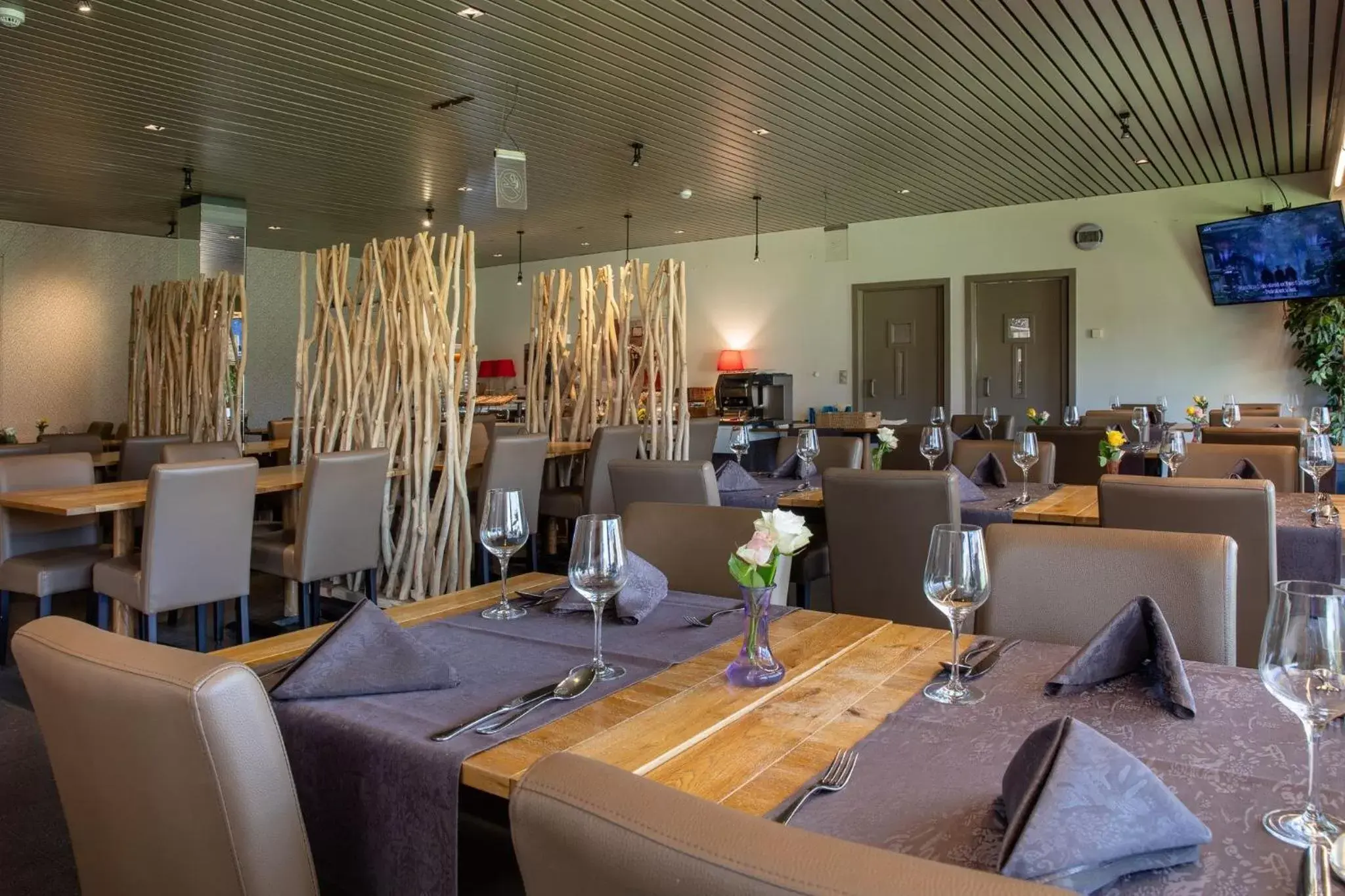 Restaurant/Places to Eat in Vivaldi Hotel