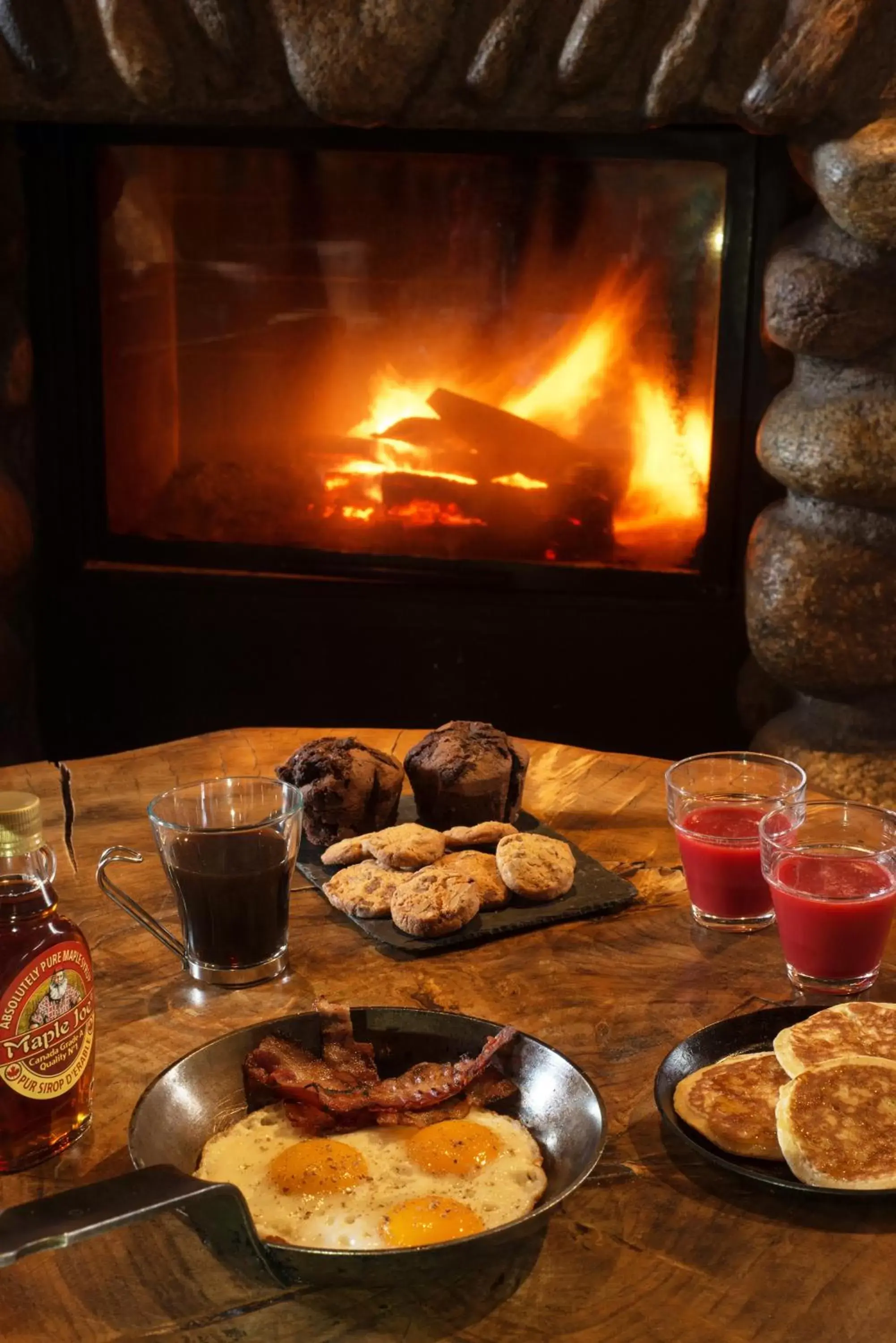 Continental breakfast in Lodge Park