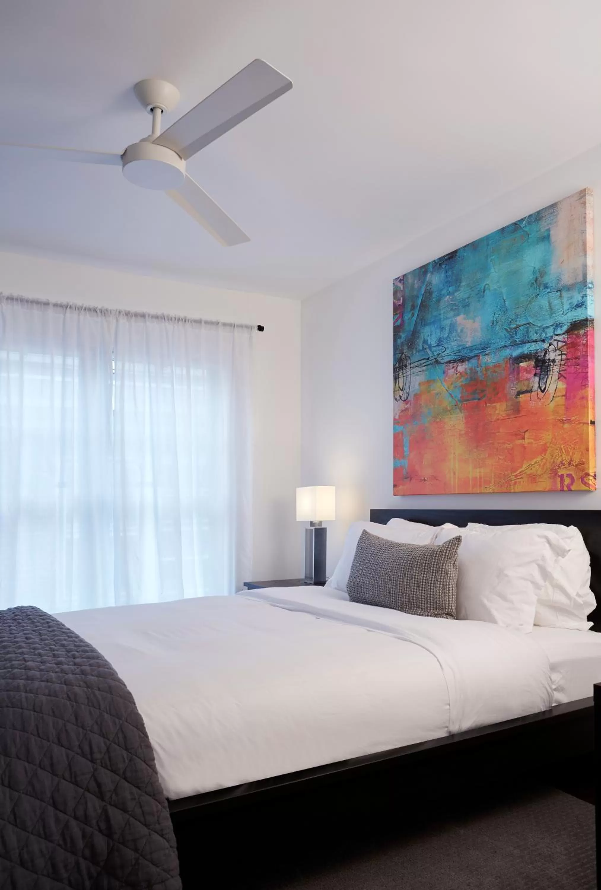 Bed in Station Inn Pawling