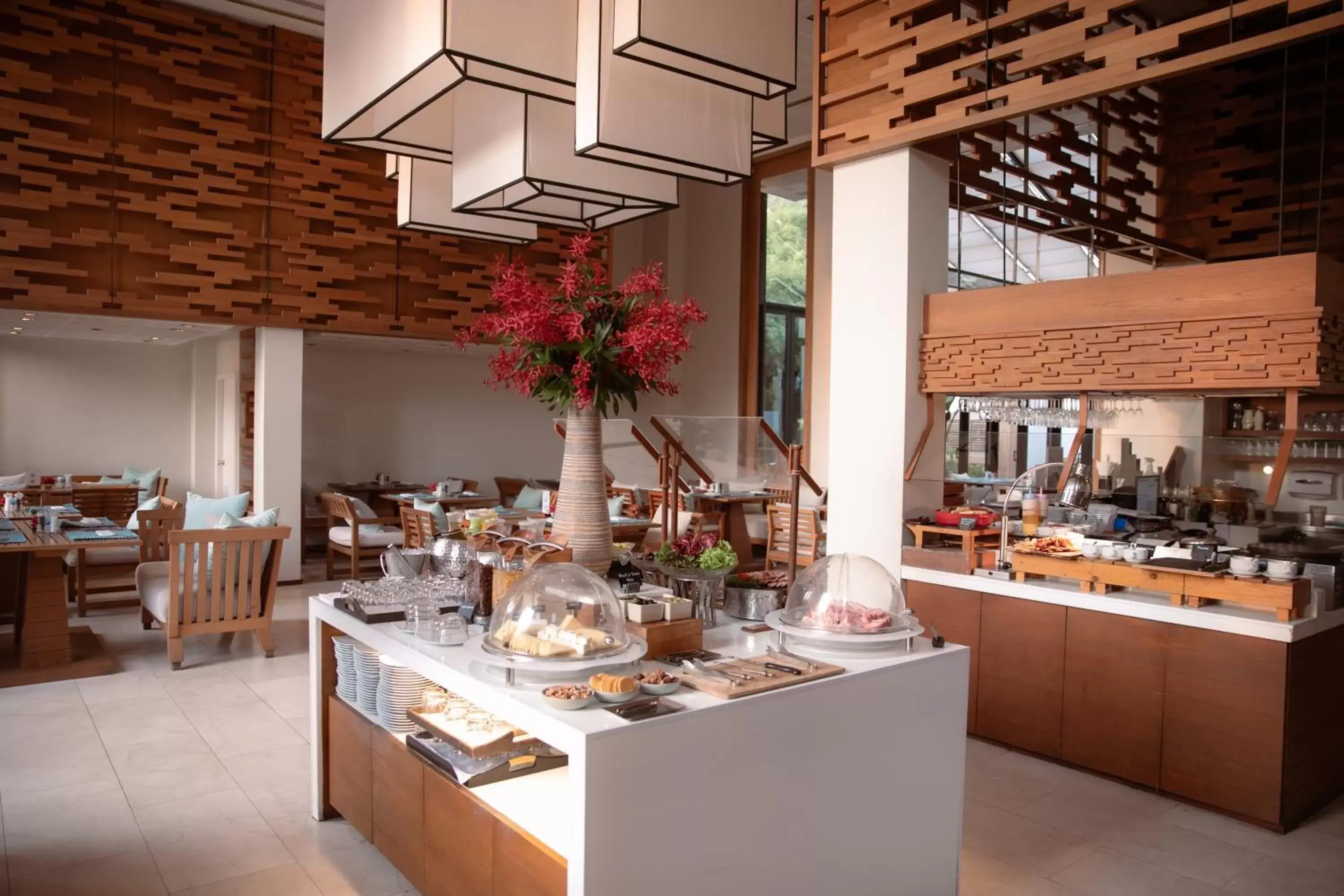 Restaurant/places to eat in Cape Nidhra Hotel Restaurant/places to eat in Cape Nidhra Hotel