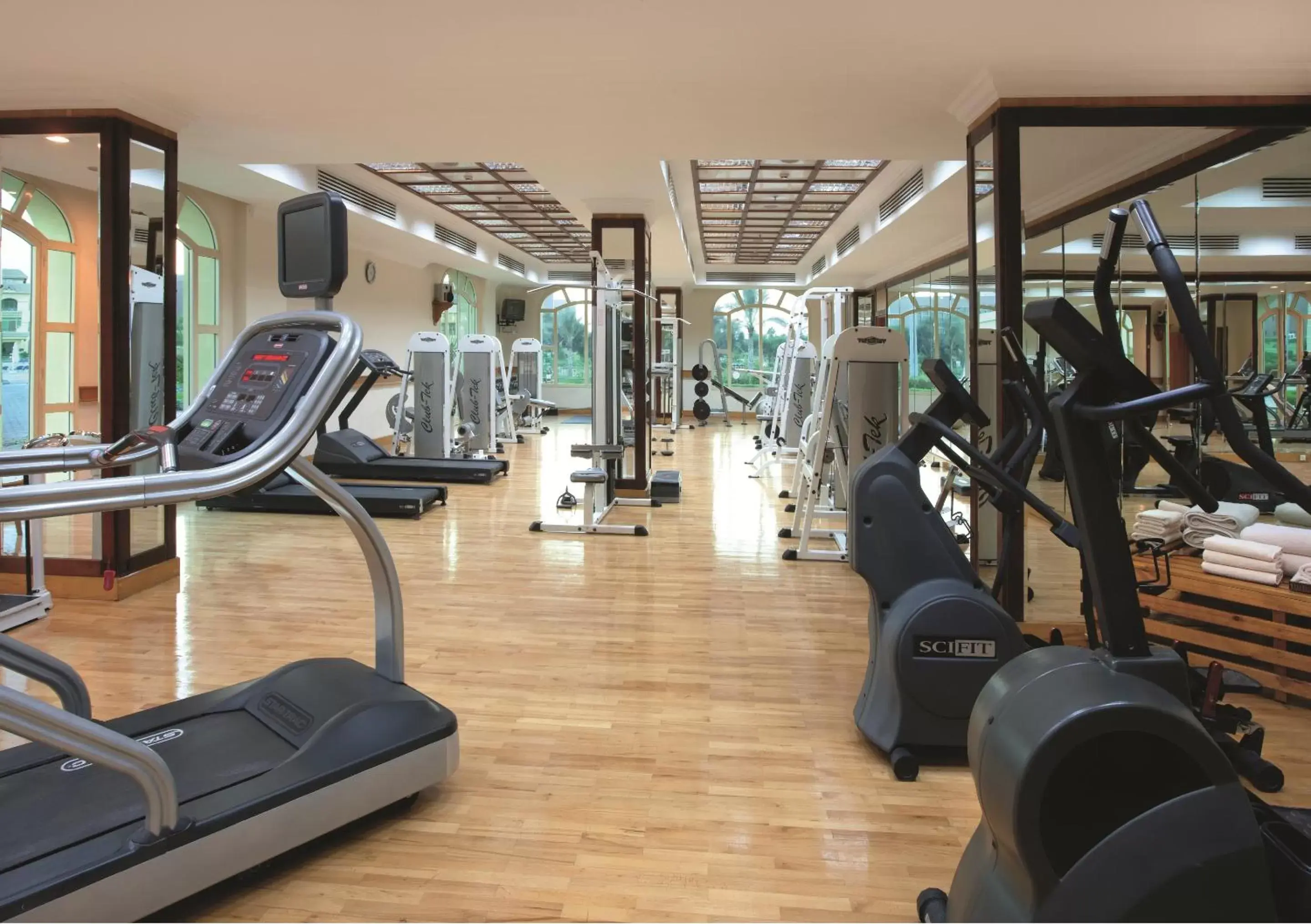 Spa and wellness centre/facilities, Fitness Center/Facilities in Mövenpick Hotel Cairo - Media City