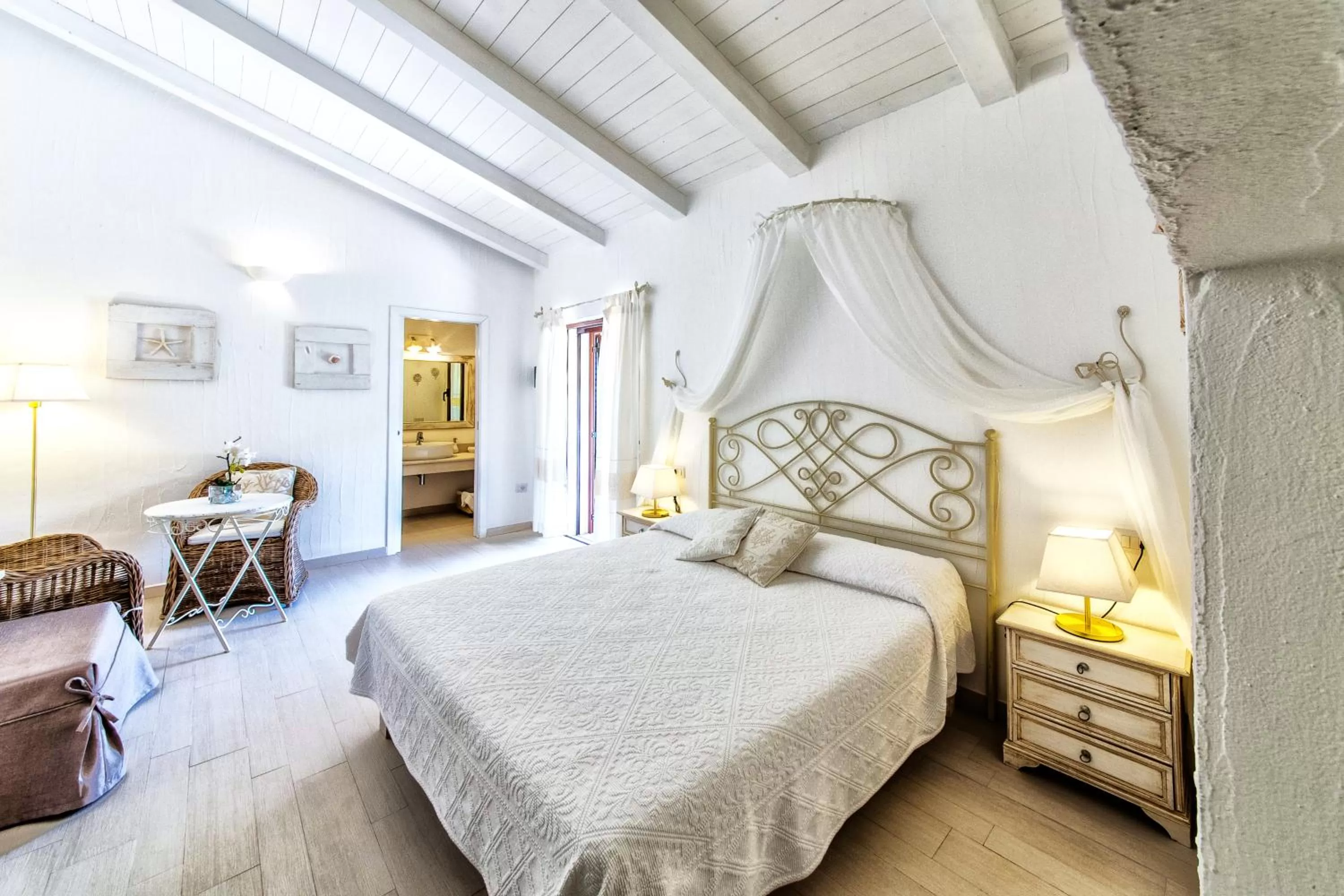 Photo of the whole room, Bed in Cento Ulivi B&B