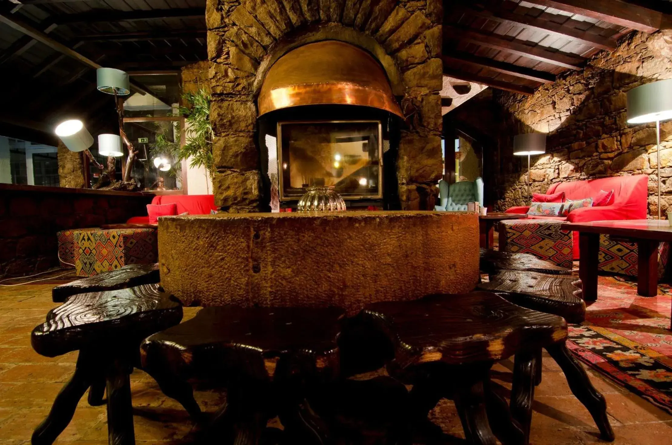 Lounge or bar in Estalagem Muchaxo Hotel Lounge or bar in Estalagem Muchaxo Hotel