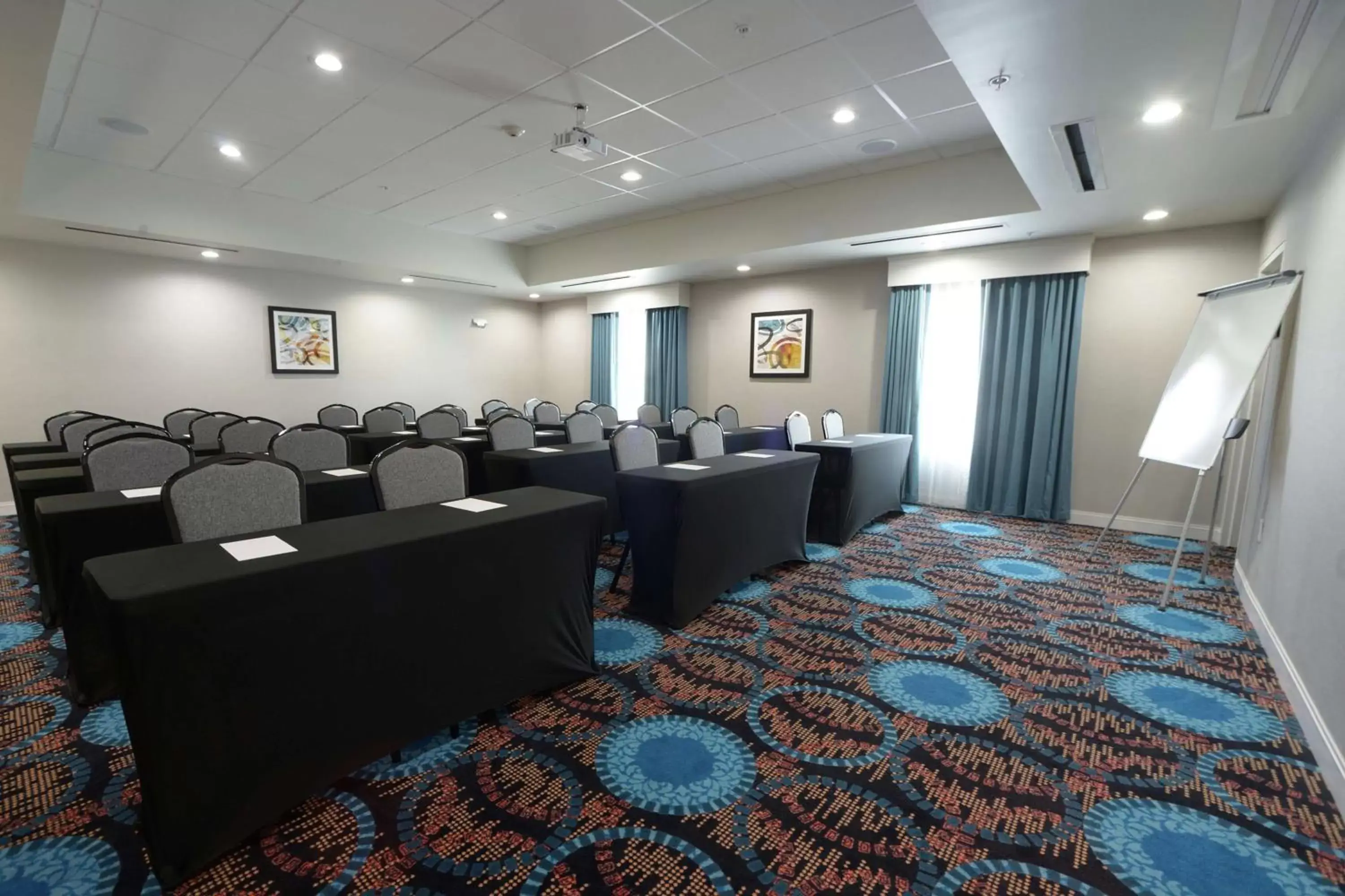Meeting/conference room in Hampton Inn & Suites Oklahoma City/Quail Springs