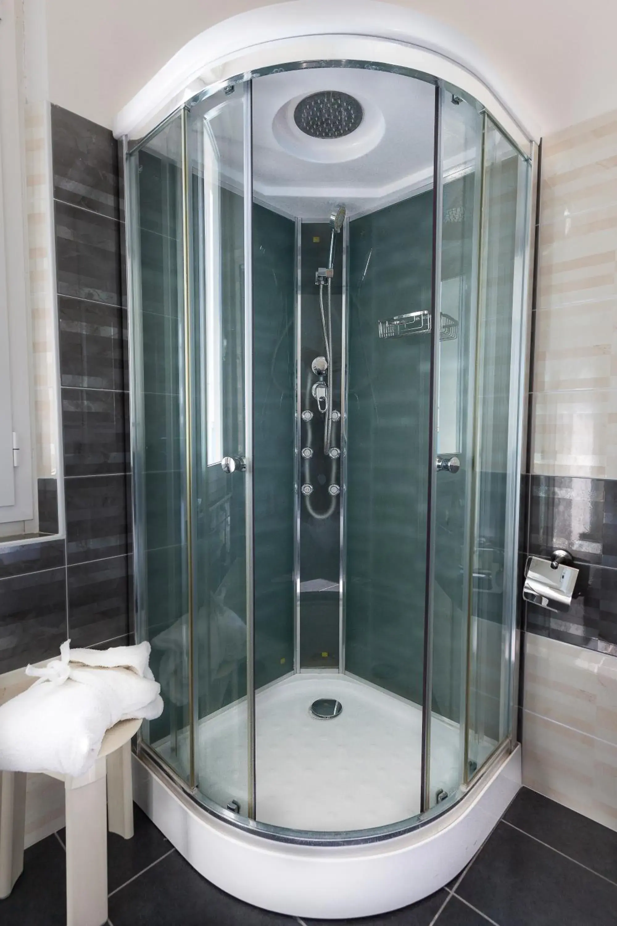 Bathroom in Hotel Spiaggia Marconi