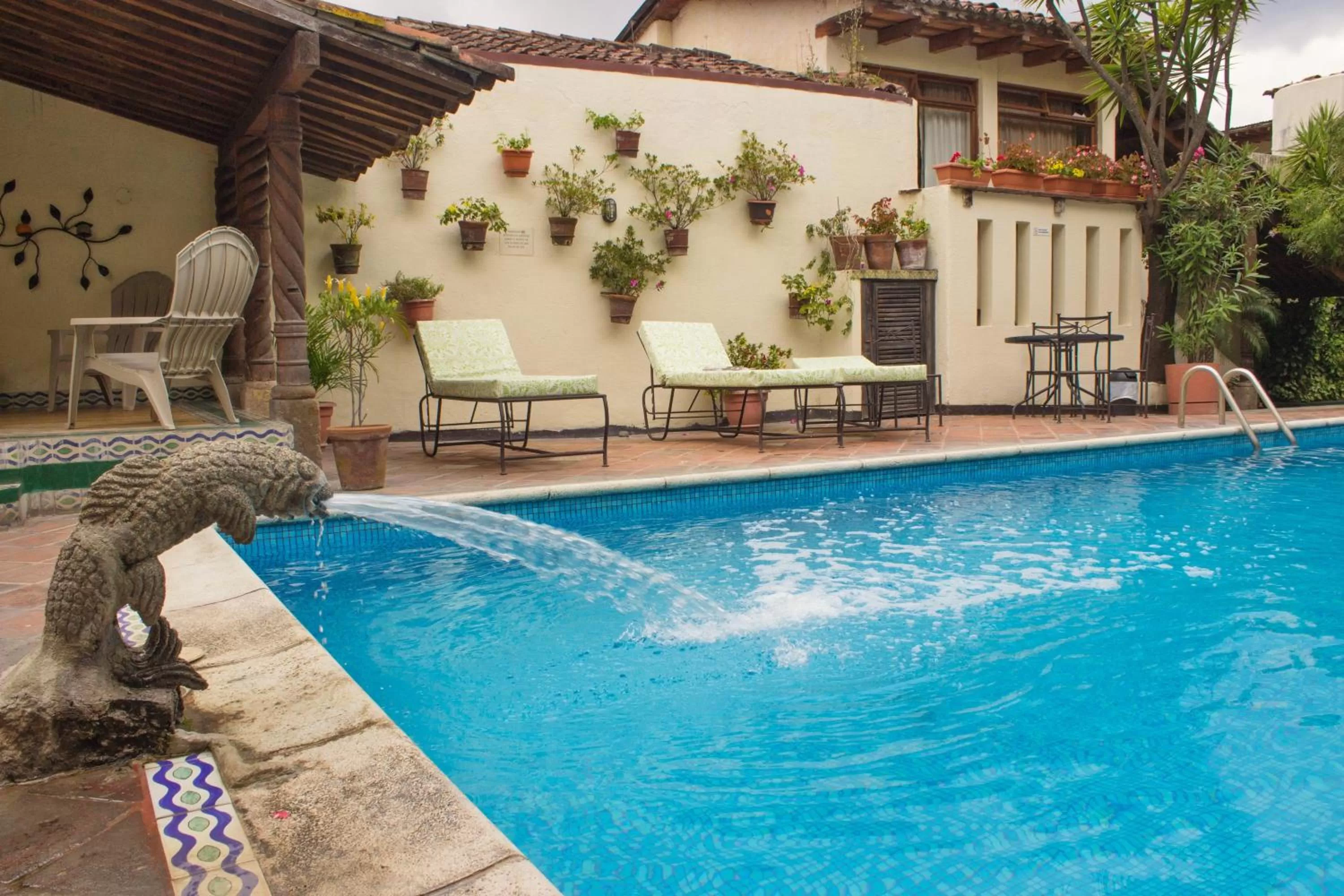 Patio in Hotel Casa del Parque by AHS