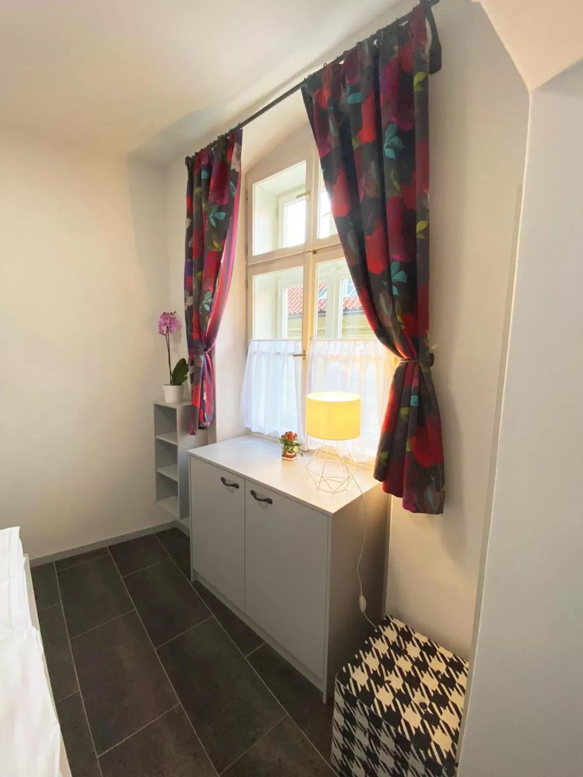 Bedroom, Bathroom in Historic Centre Residence