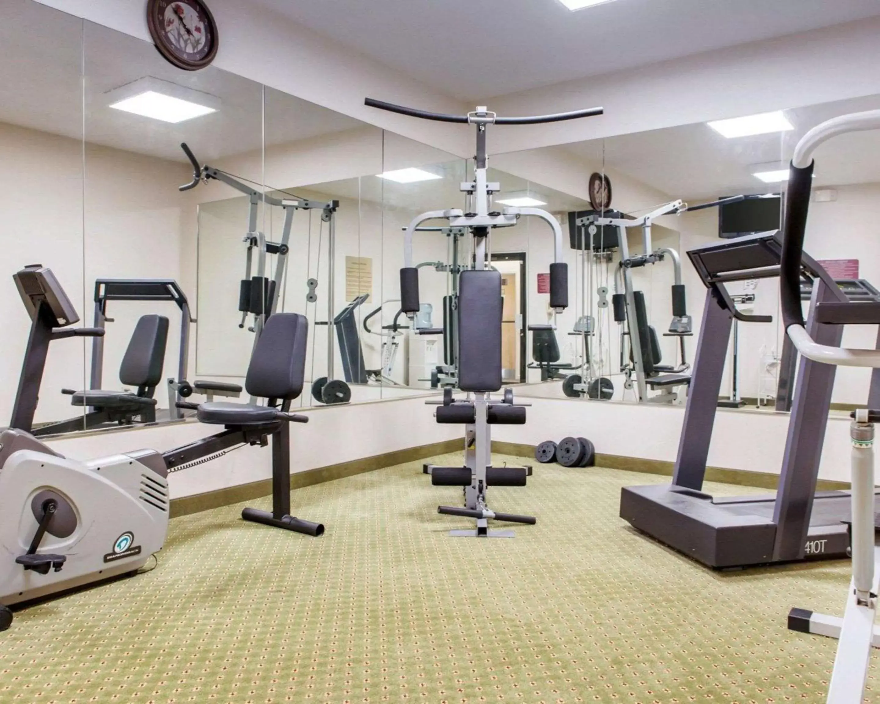 Fitness centre/facilities, Fitness Center/Facilities in Quality Inn near Amish Country