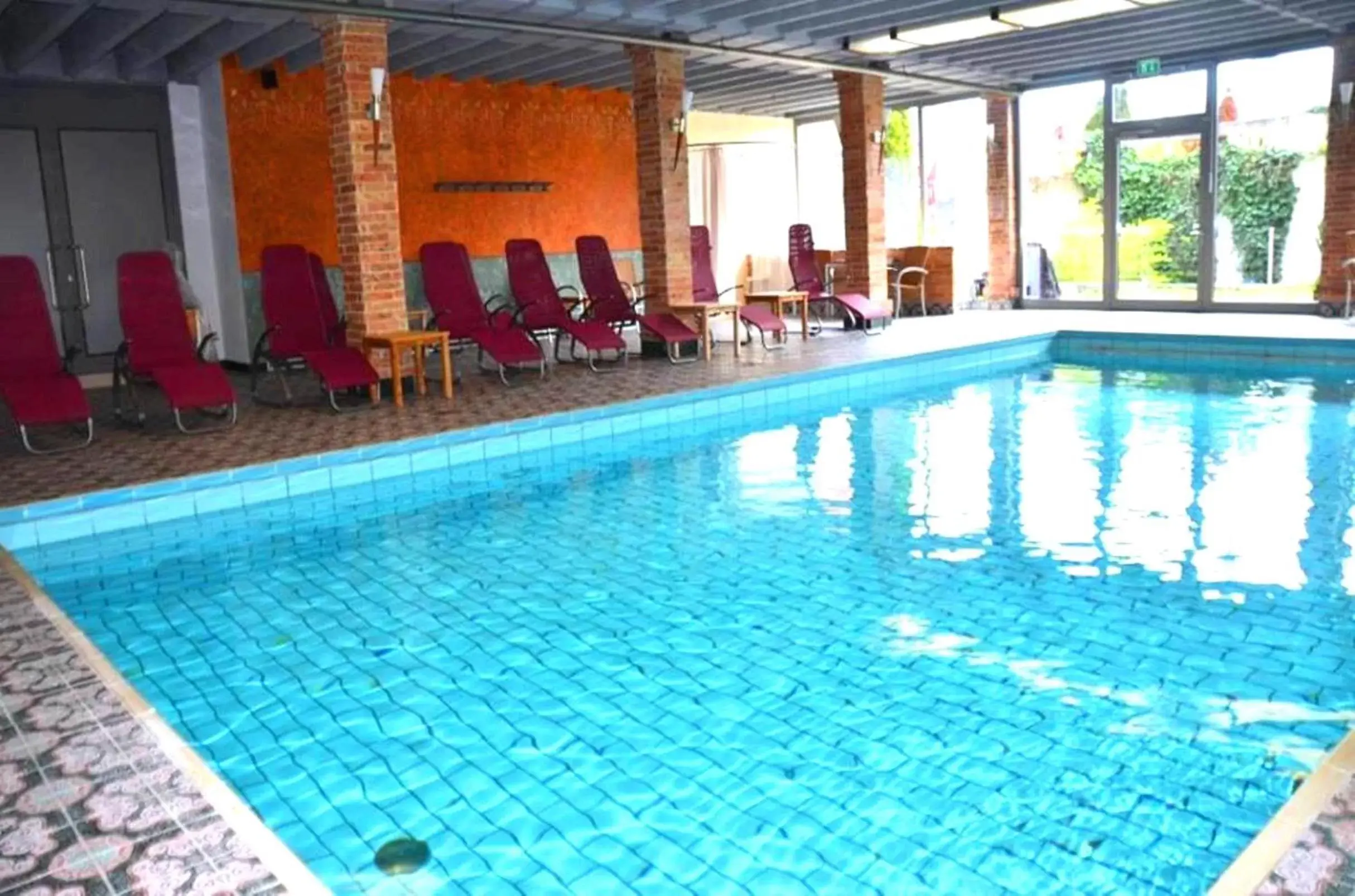 Swimming Pool in Ringhotel Alpenhof - Patchworkhotel