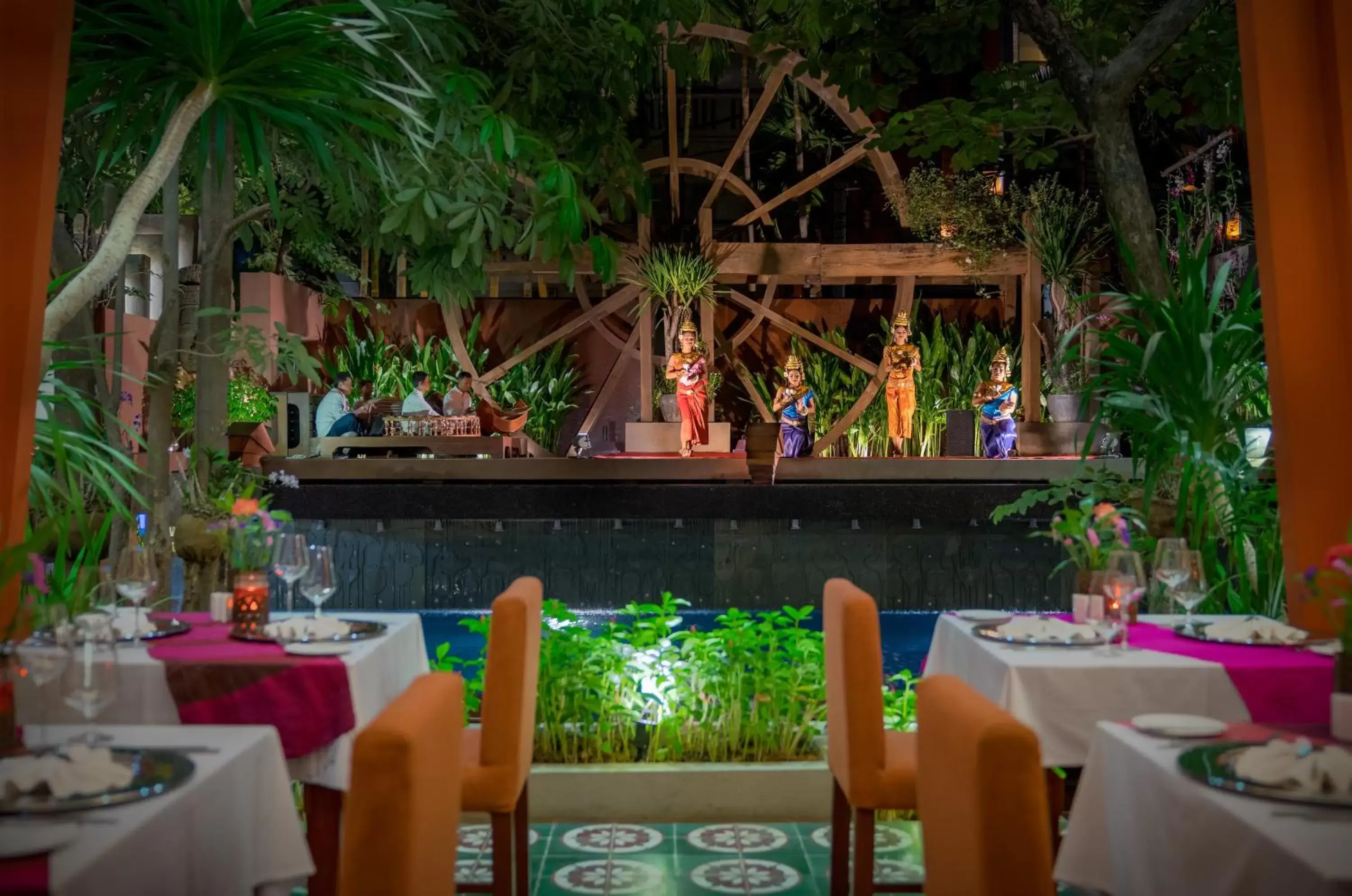 Restaurant/places to eat in Golden Temple Residence Restaurant/places to eat in Golden Temple Residence