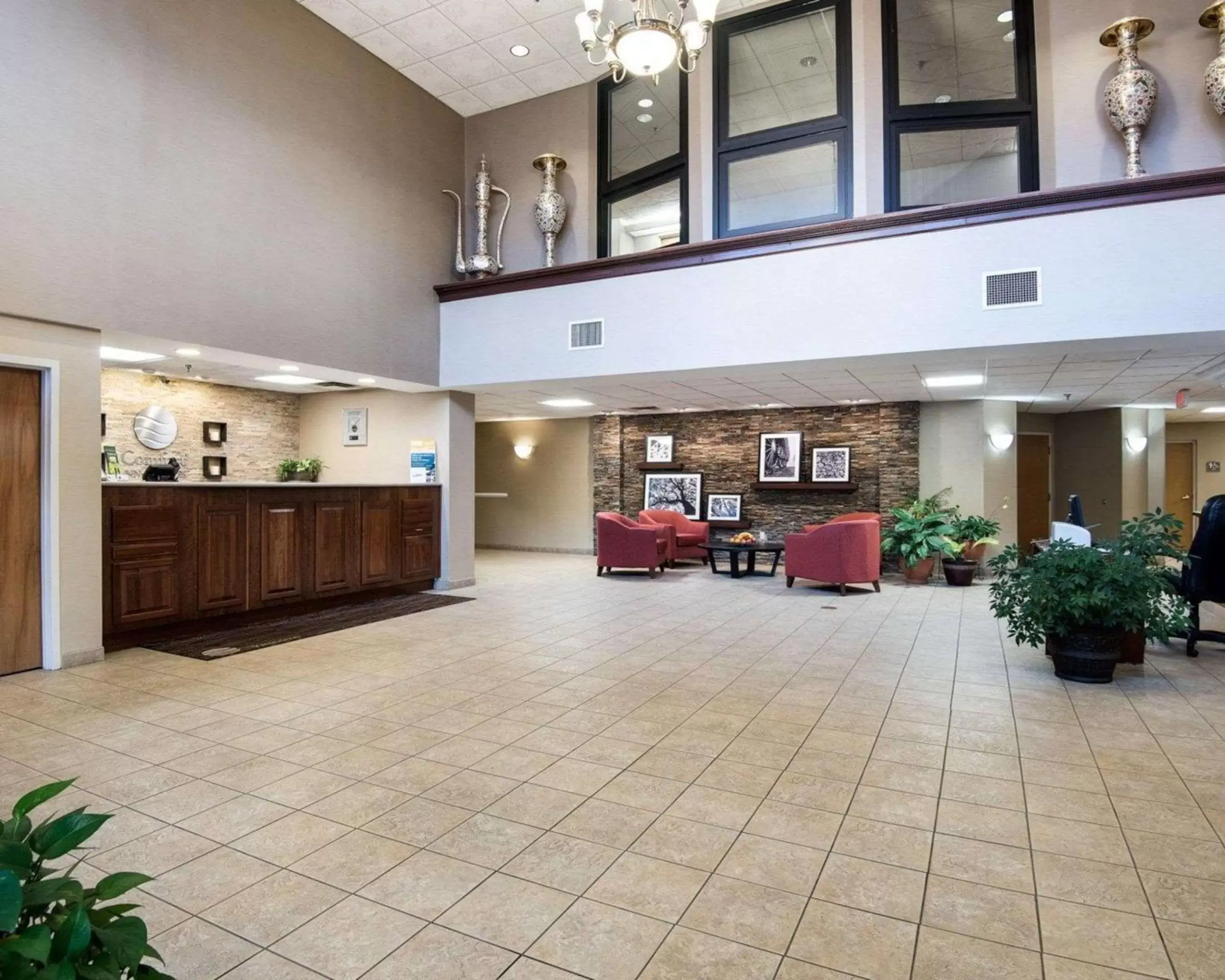 Lobby or reception in Comfort Inn & Suites - LaVale - Cumberland