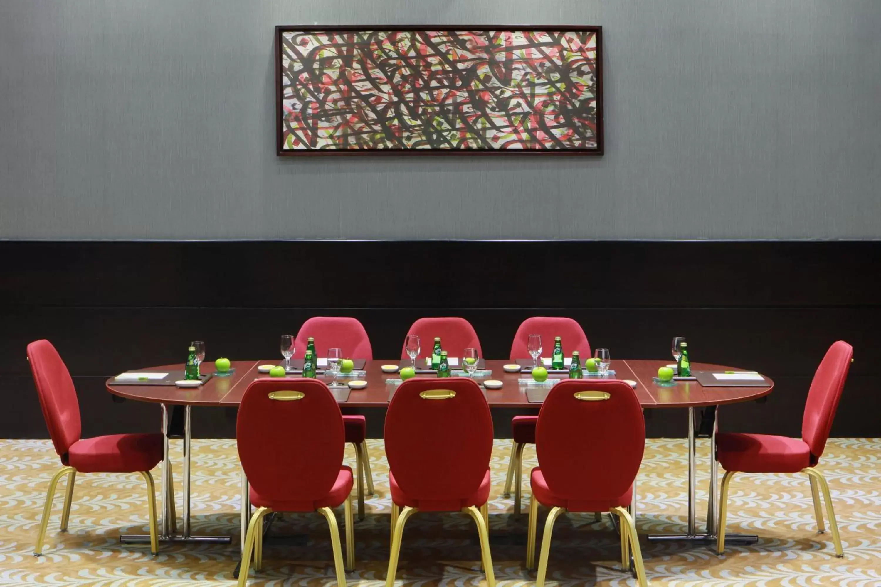 Meeting/conference room, Restaurant/Places to Eat in Residence Inn by Marriott Jazan