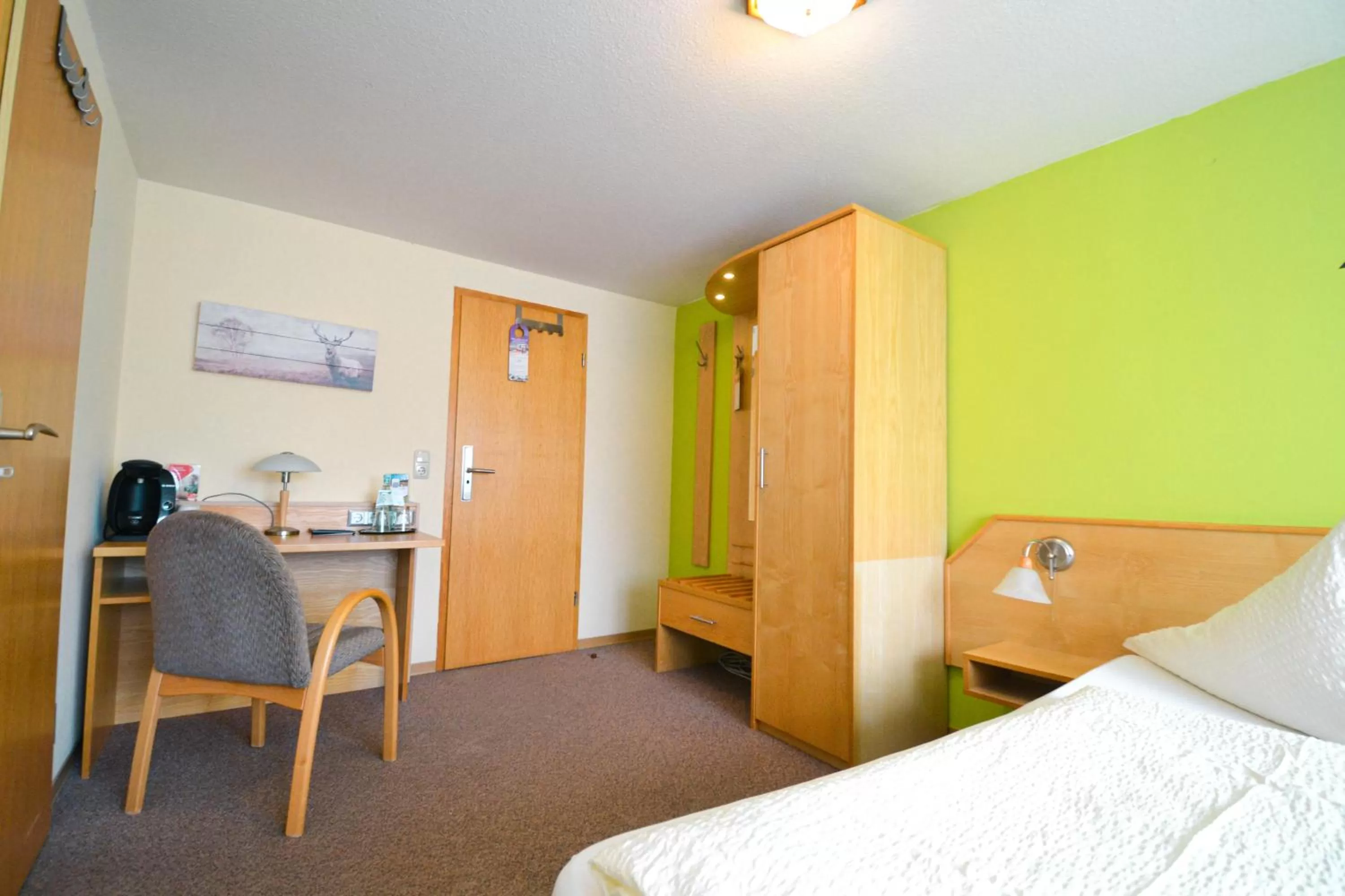 Photo of the whole room, Bed in Hotel Bockelmann