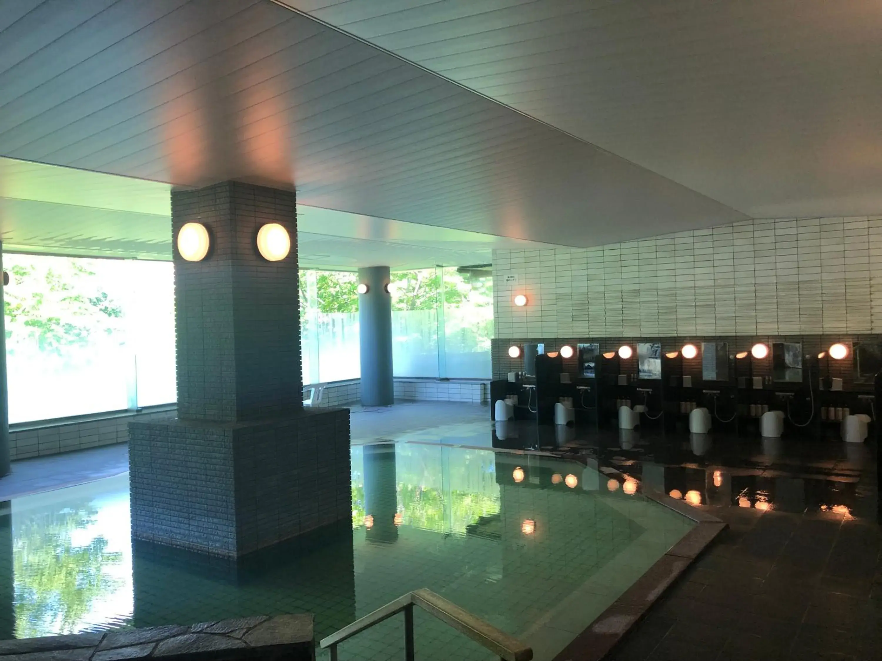 Hot Spring Bath, Swimming Pool in Shogetsu Grand Hotel