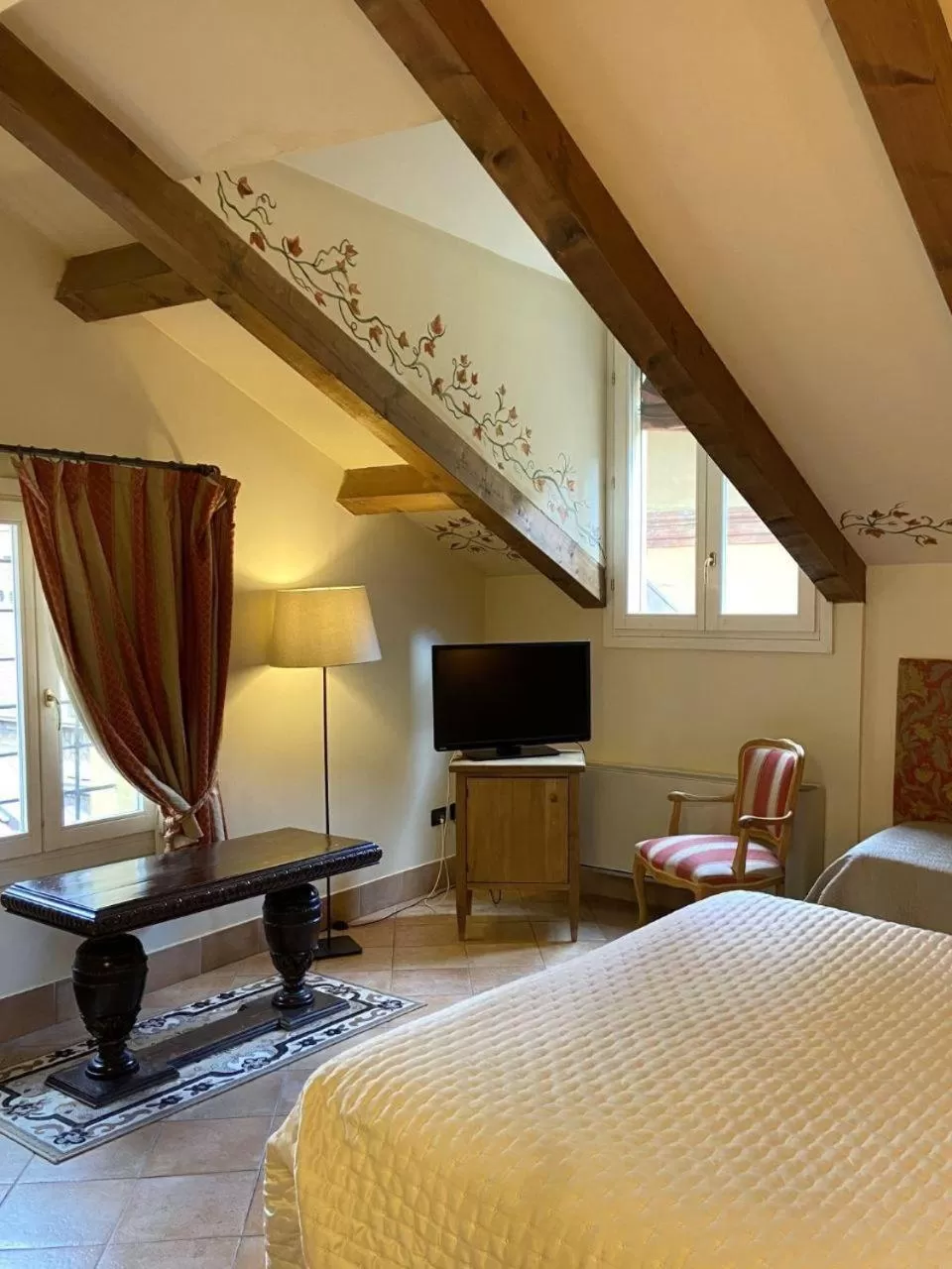 Bedroom, Bed in Albergo delle Drapperie