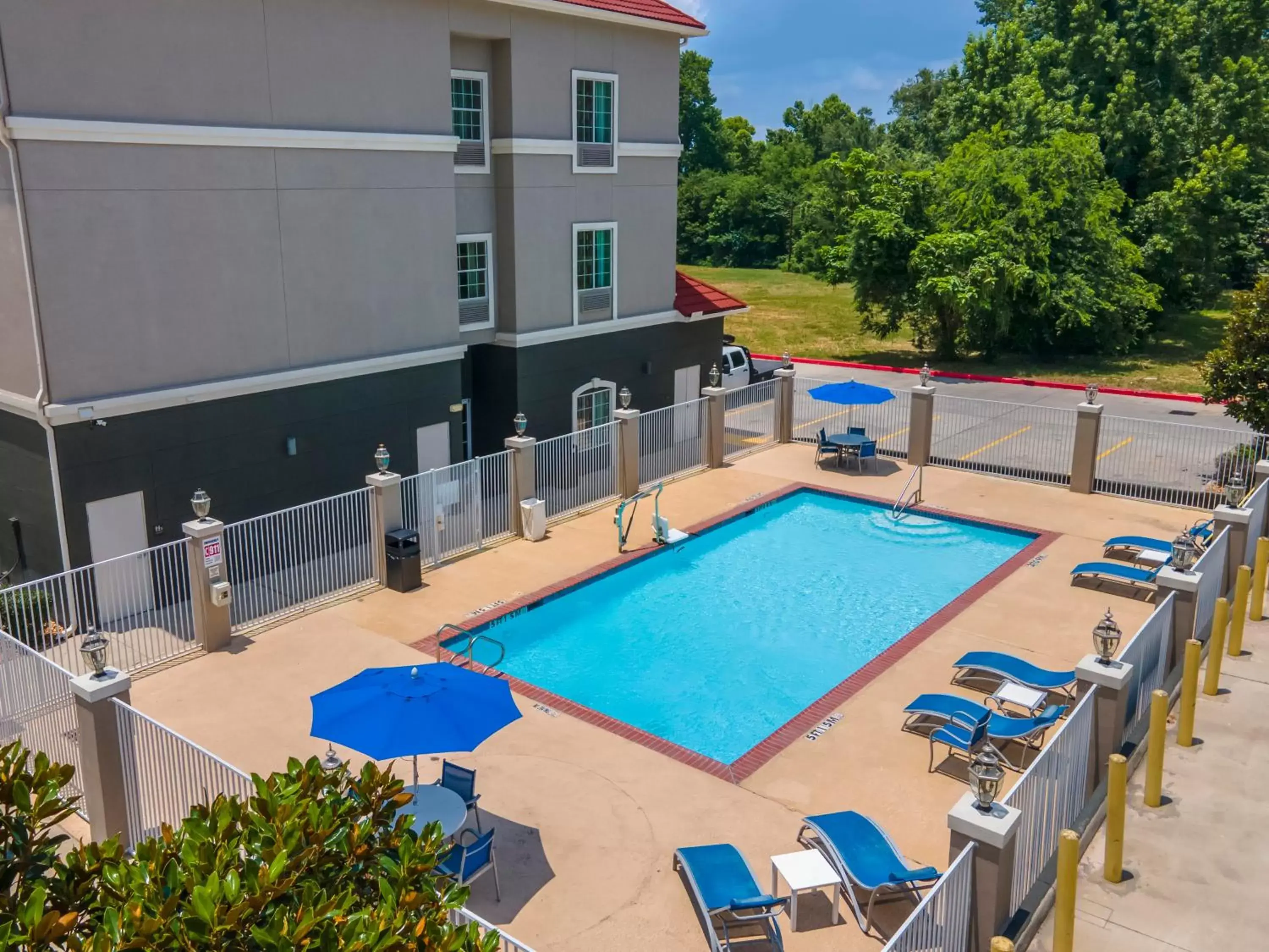 Pool View in Comfort Inn & Suites