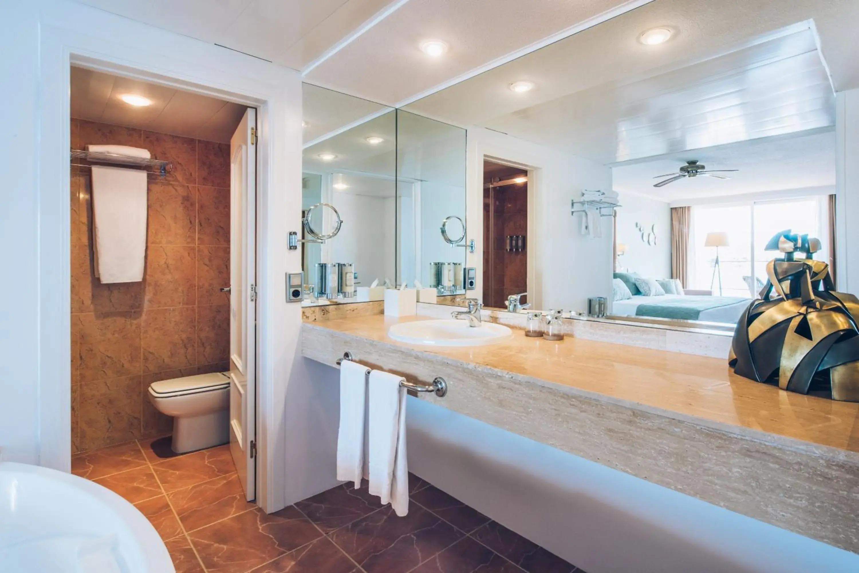 Toilet, Bathroom in Iberostar Jardin del Sol Suites - Adults Only