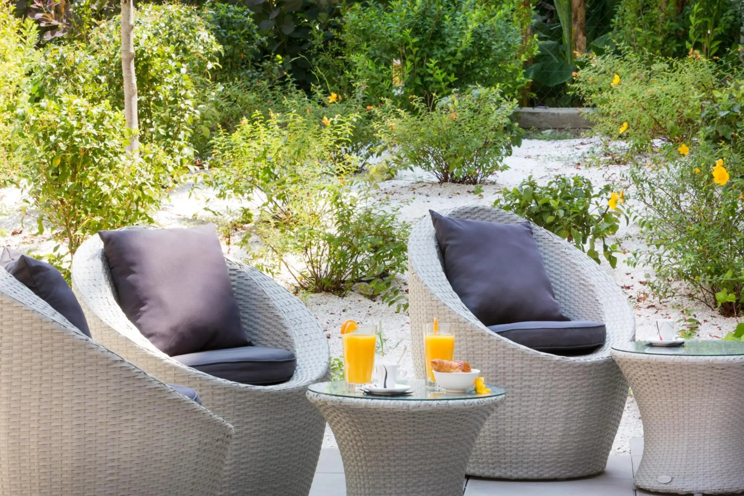 Balcony/Terrace in Best Western Hotel Journel Saint-Laurent-du-Var