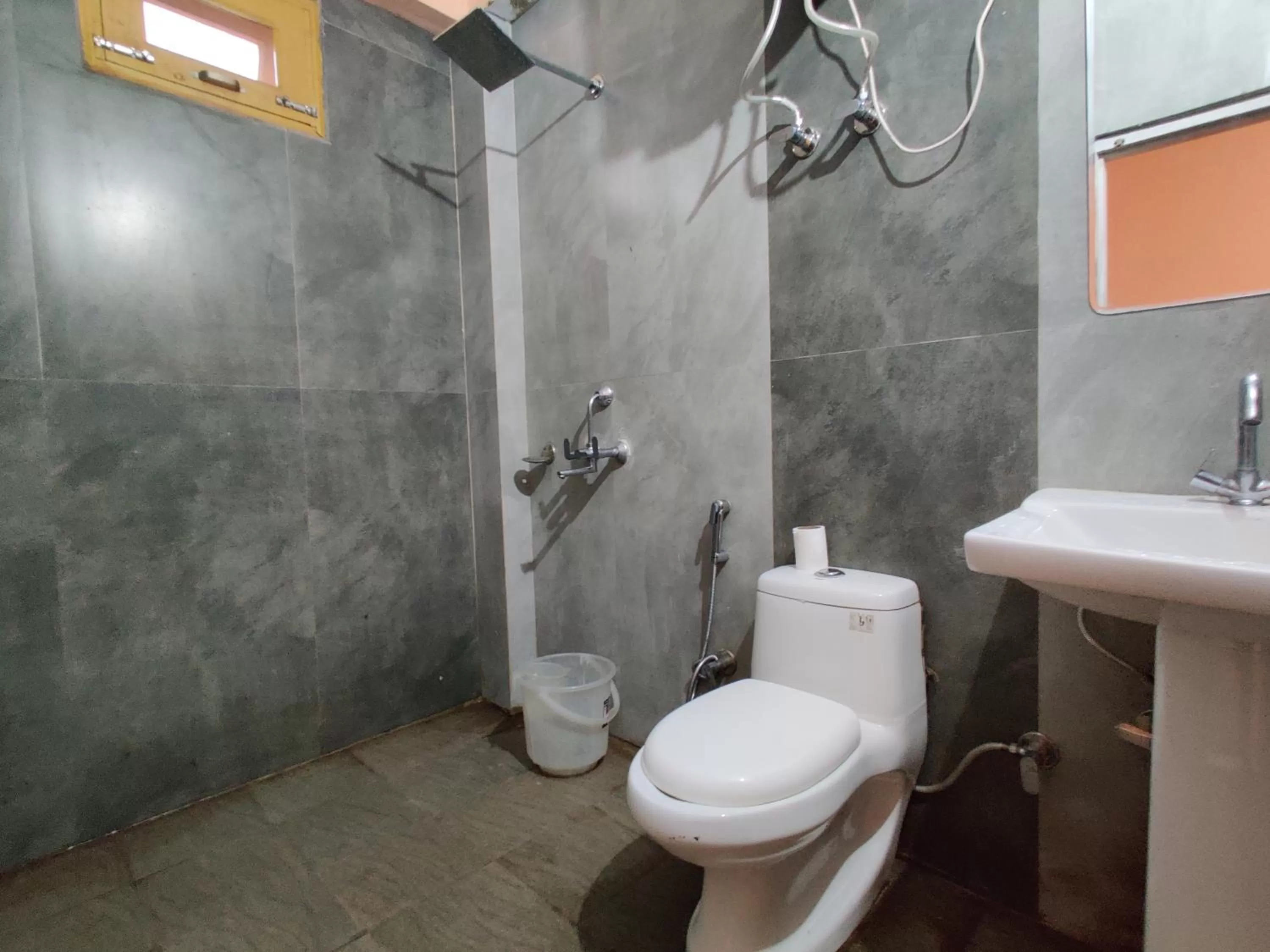 Bathroom in House of lights