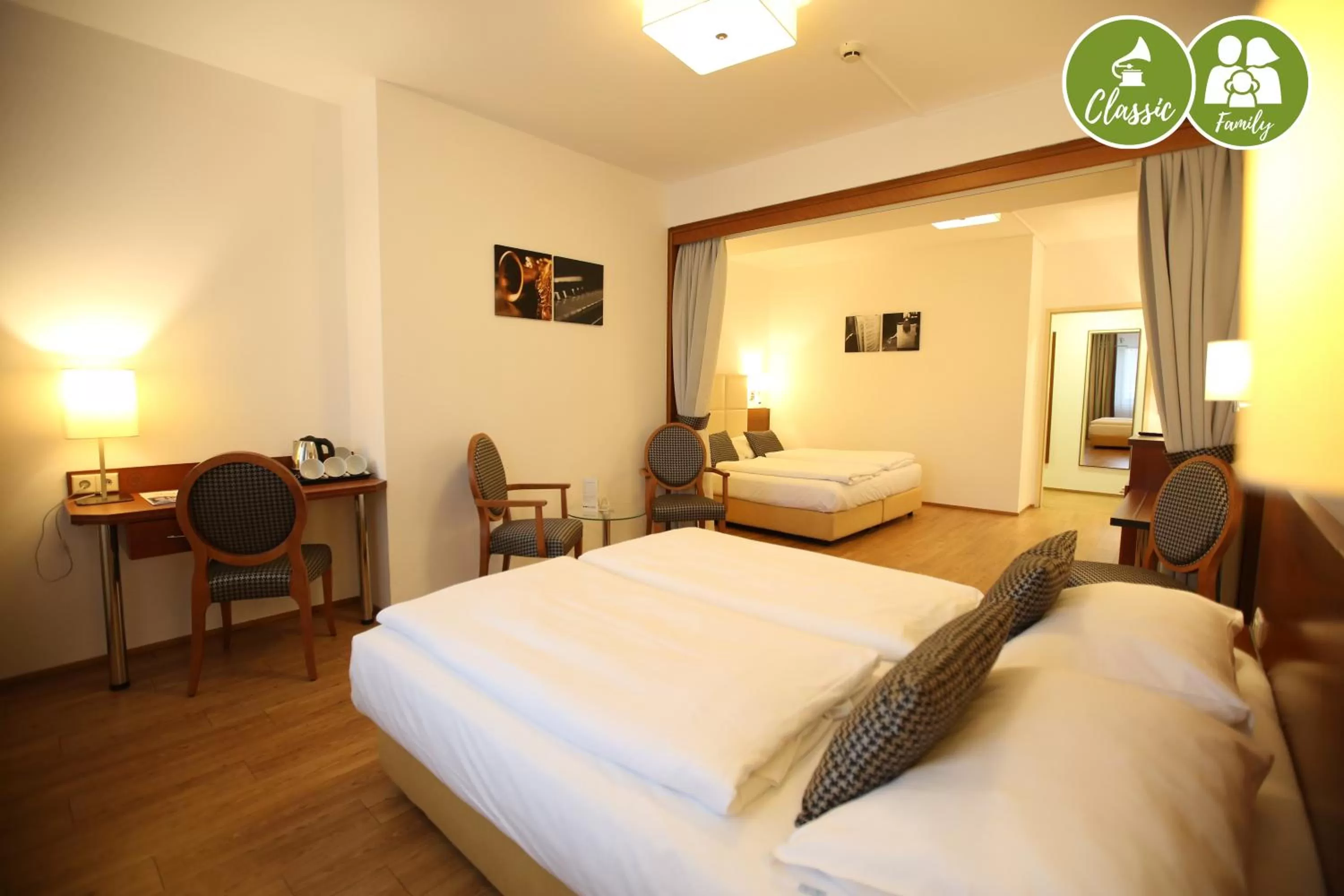 Bedroom, Bed in arte Hotel Wien Stadthalle