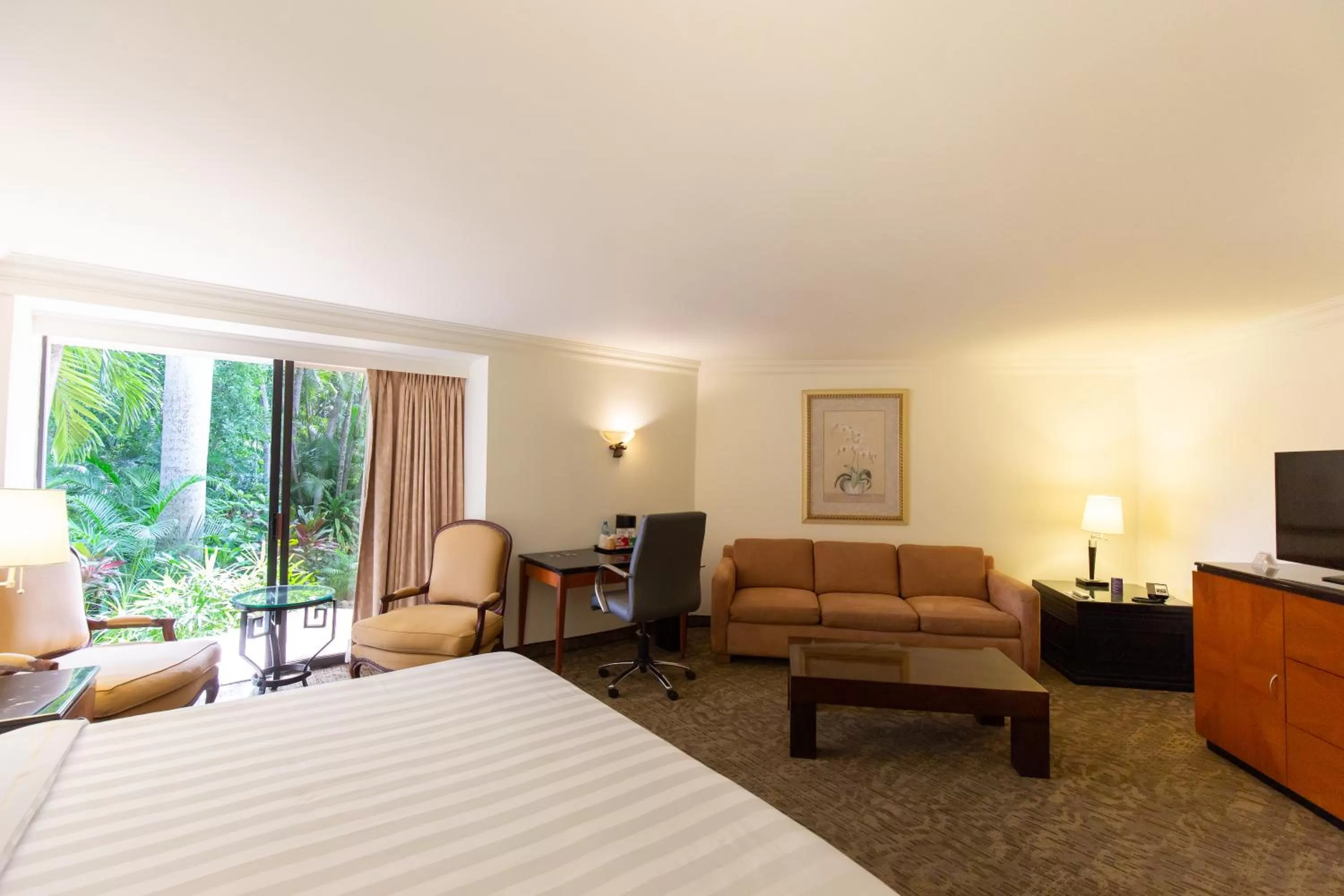 Bed in HS HOTSSON Hotel Tampico