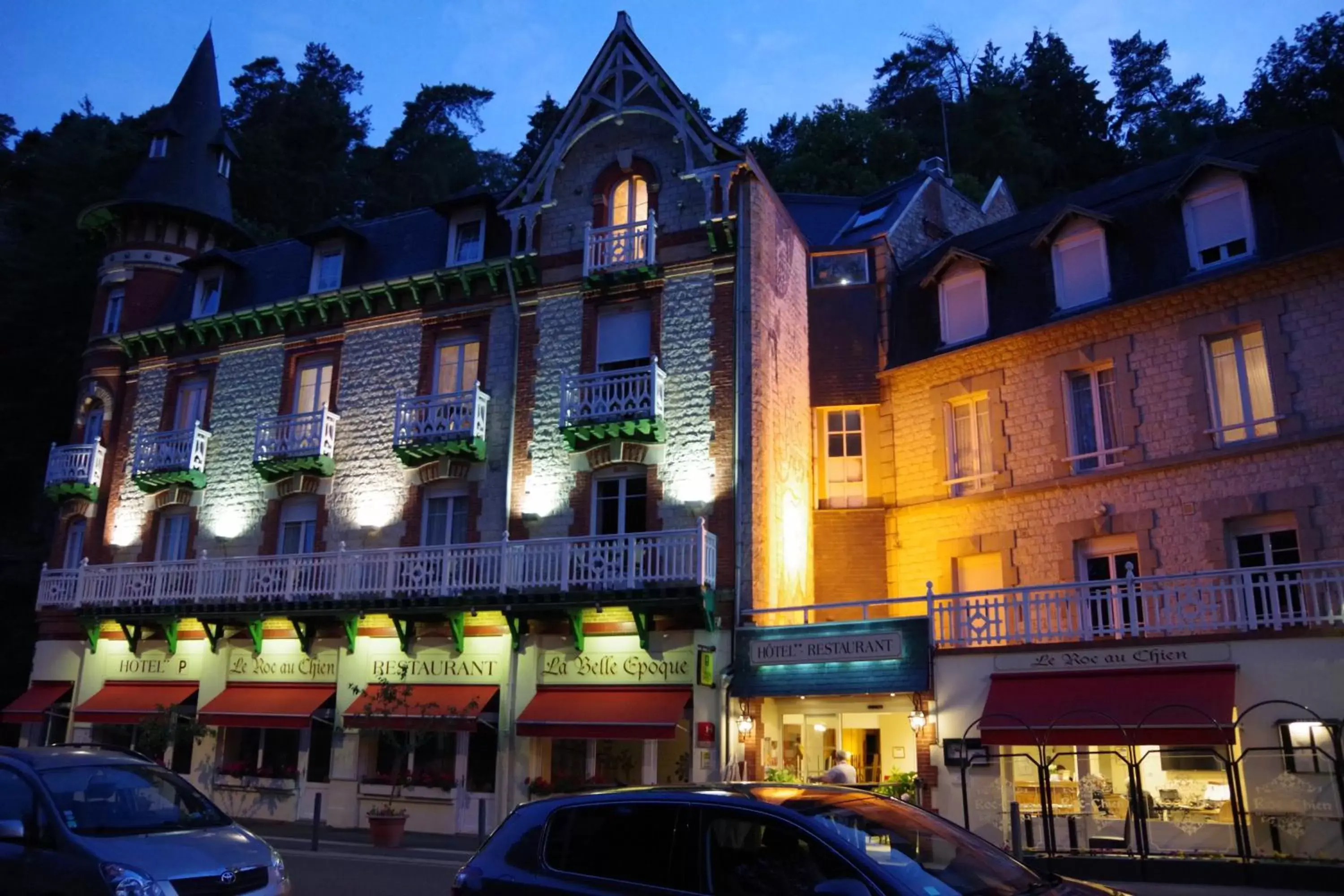 Facade/entrance, Property Building in BRIT HOTEL & SPA Le Roc au Chien