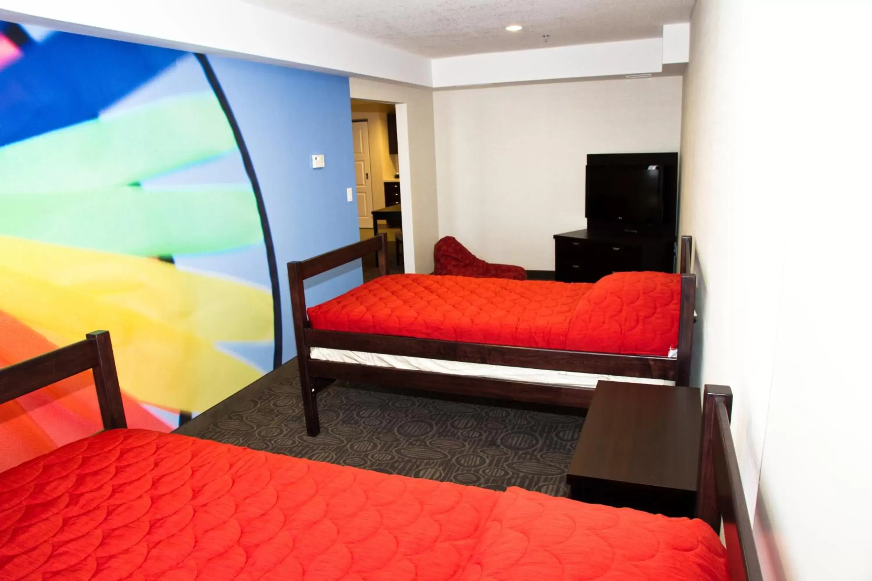 Photo of the whole room, Bed in Holiday Inn Hotel & Suites Red Deer, an IHG Hotel