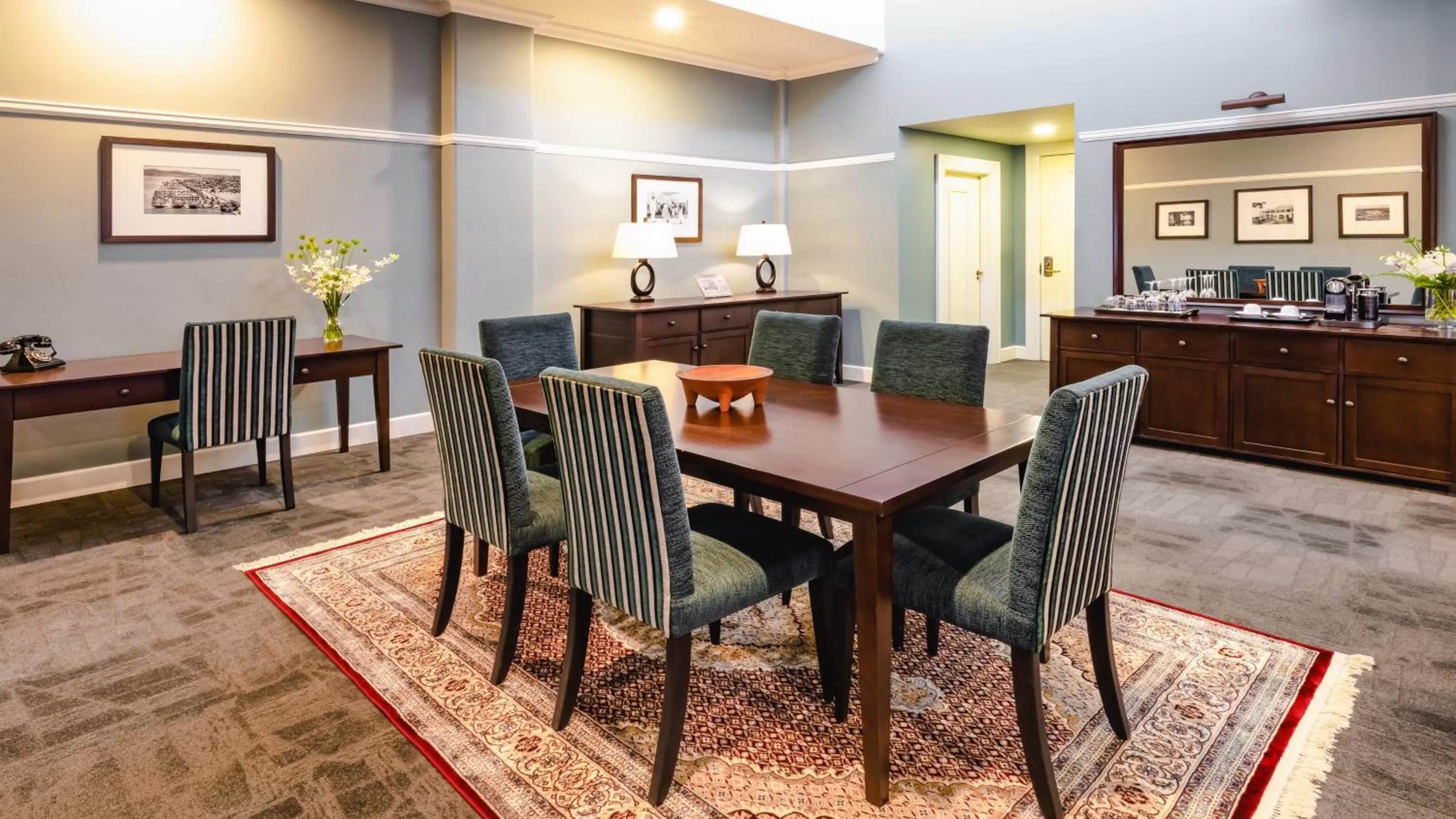 Photo of the whole room in Grand Pacific Hotel