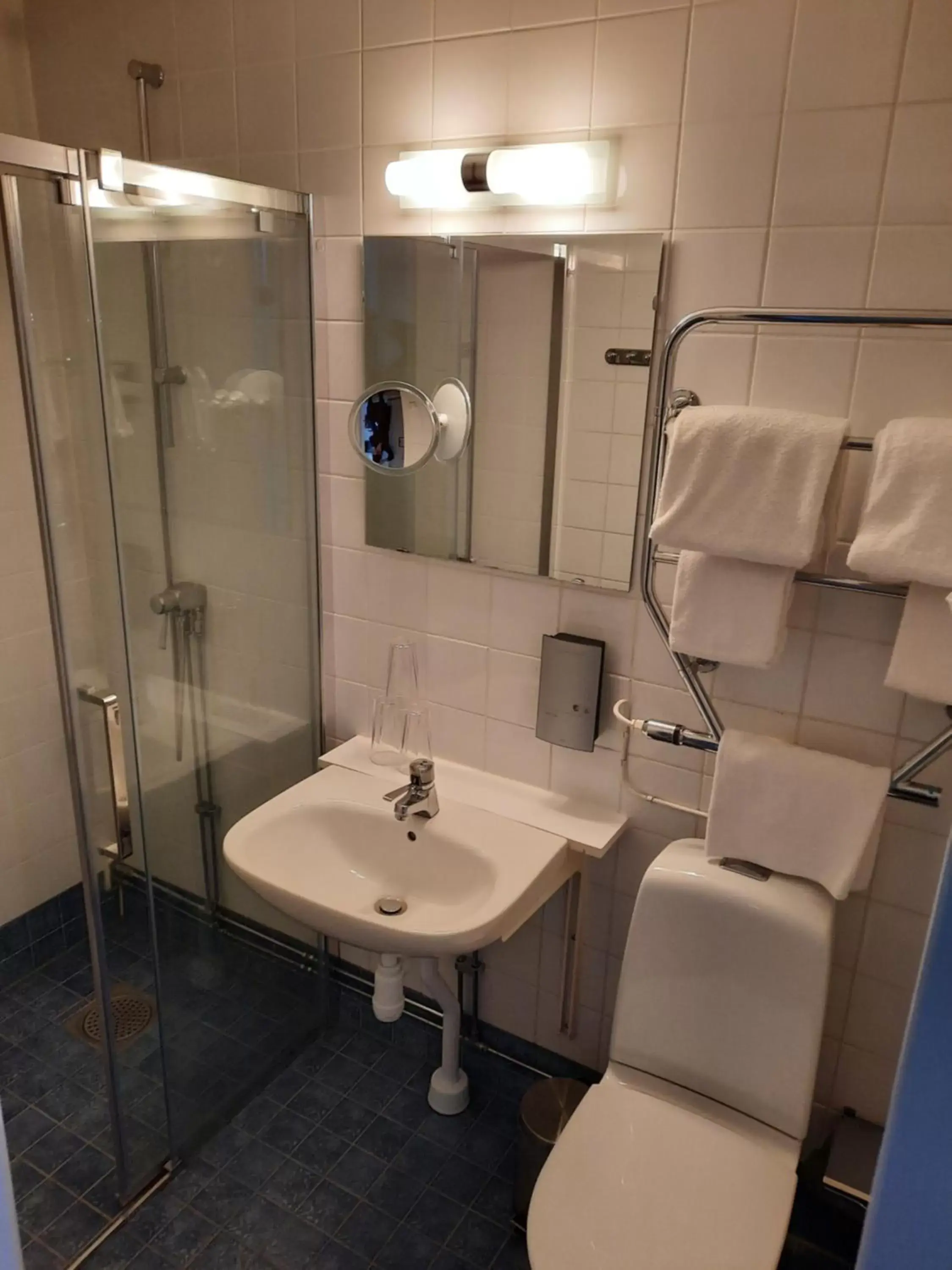 Bathroom in Svea, Sure Hotel Collection by Best Western