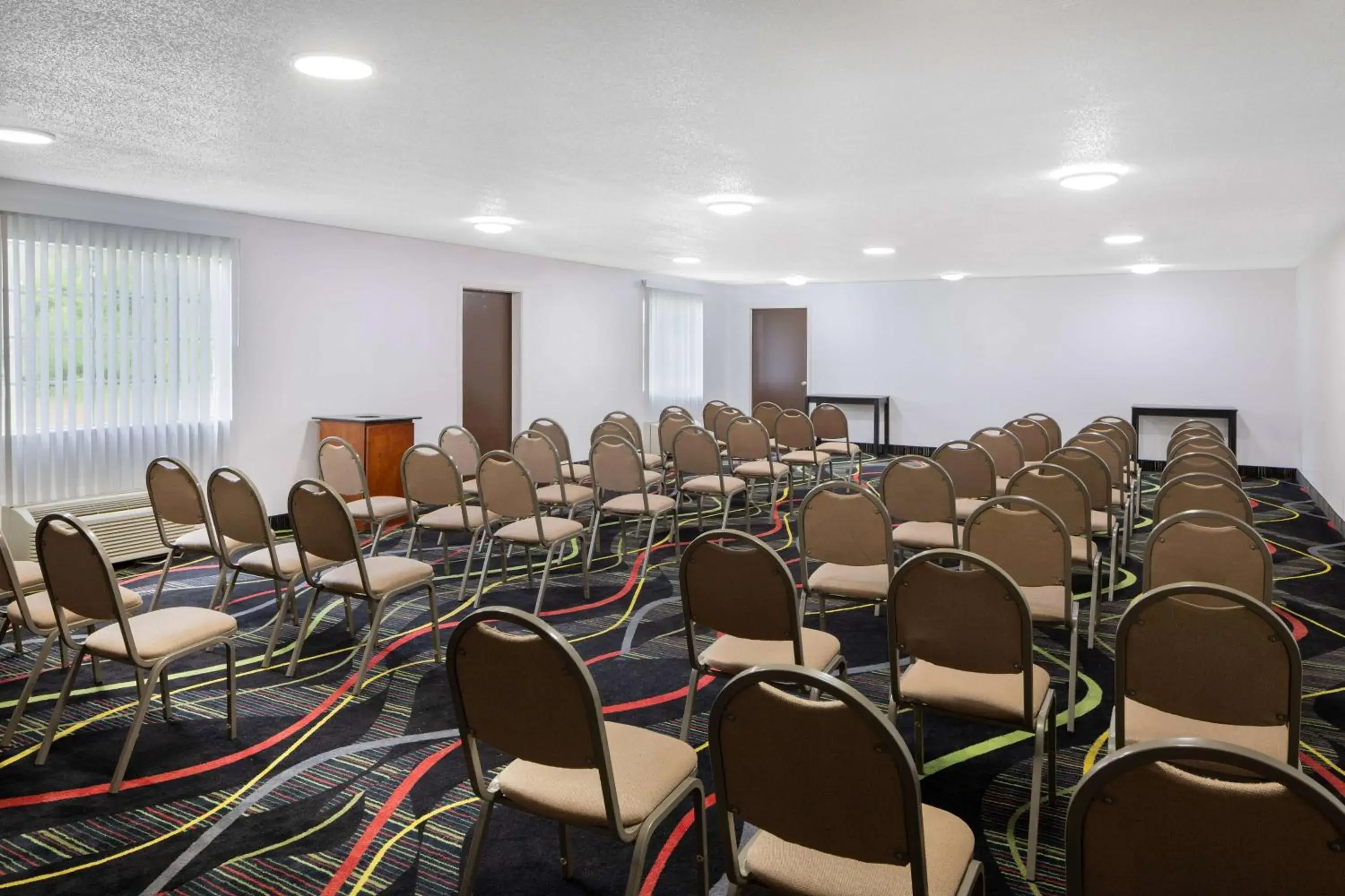 Meeting/conference room in Super 8 by Wyndham Pensacola