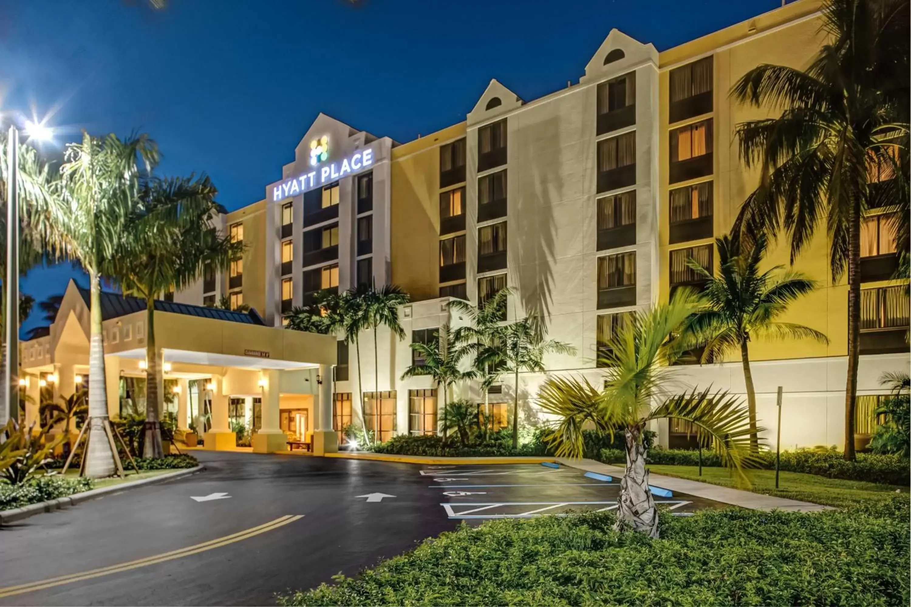 Property Building in Hyatt Place Fort Lauderdale Cruise Port & Convention Center