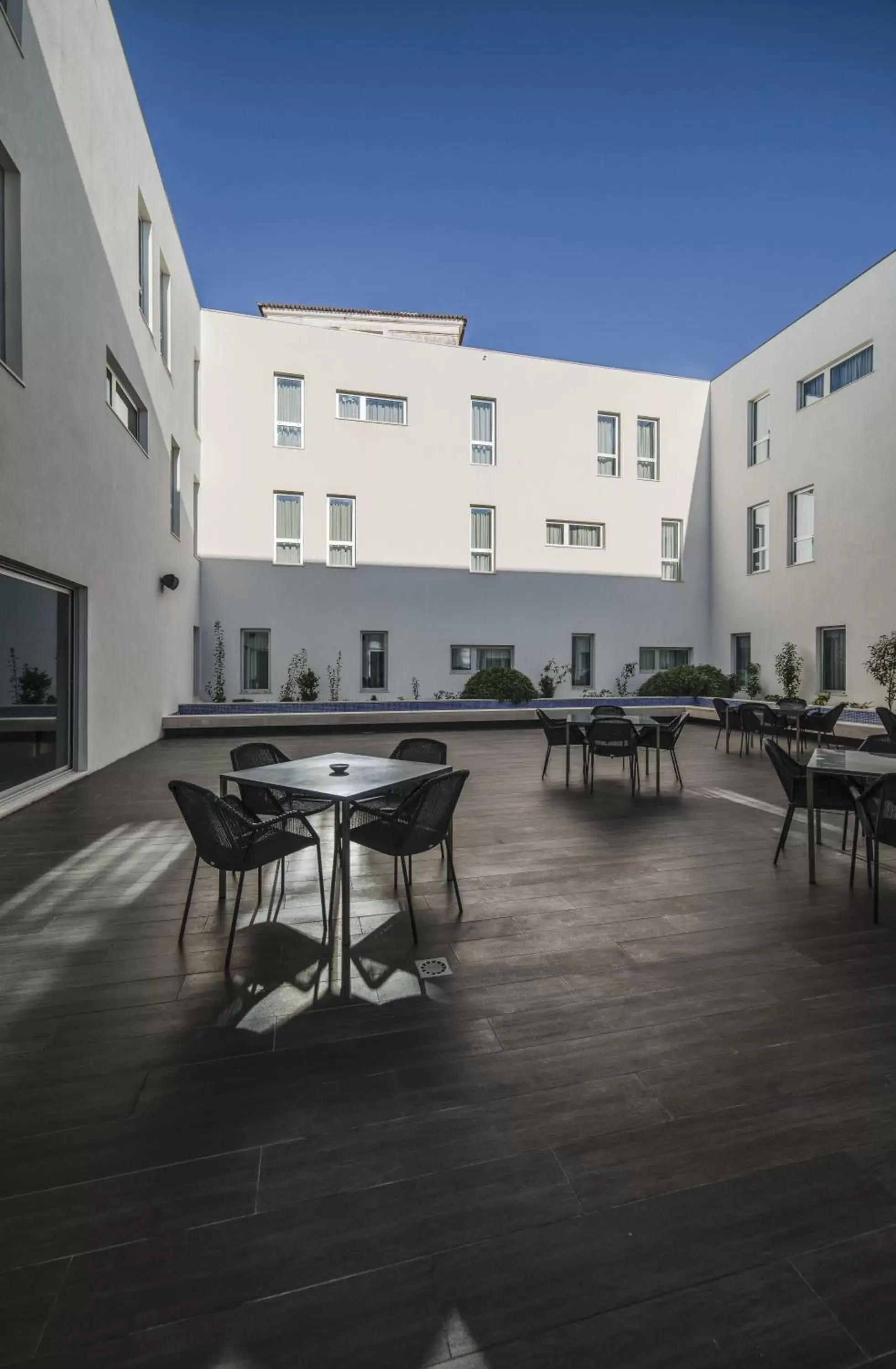 Balcony/Terrace, Property Building in Moov Hotel Évora