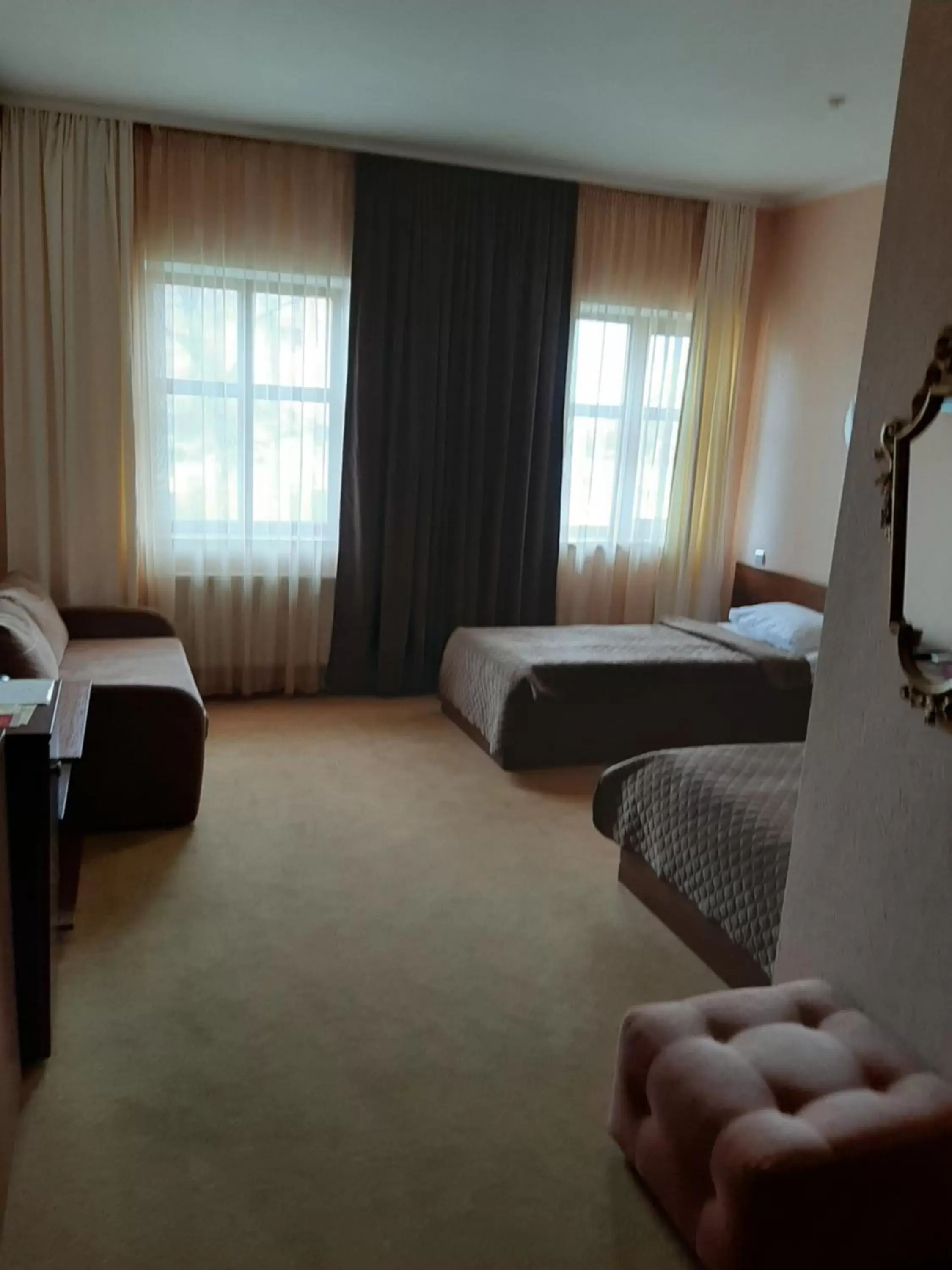 Standard Twin Room - single occupancy in Stara Vezha Hotel Standard Twin Room - single occupancy in Stara Vezha Hotel