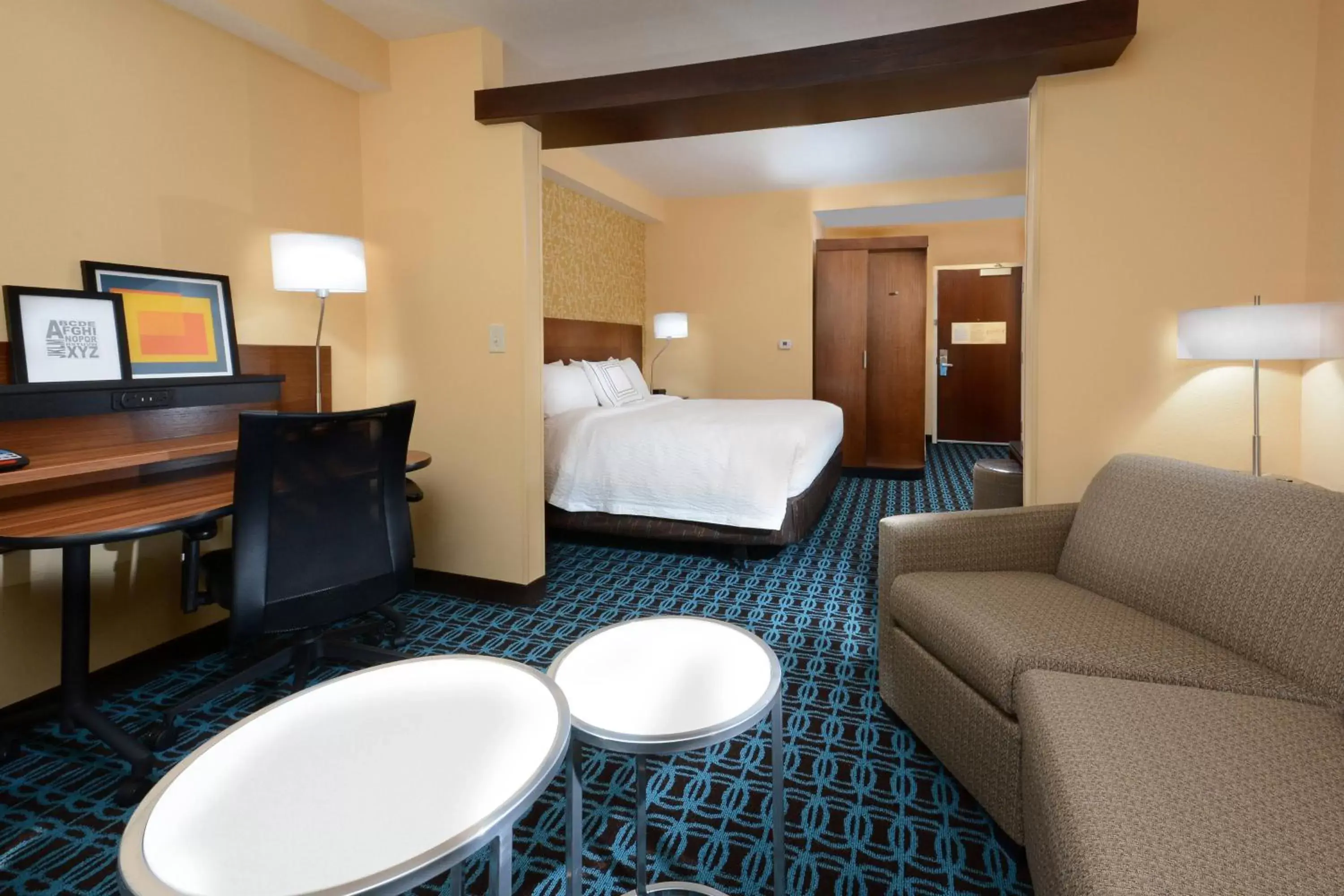 Bedroom in Fairfield Inn & Suites by Marriott Raleigh Capital Blvd./I-540