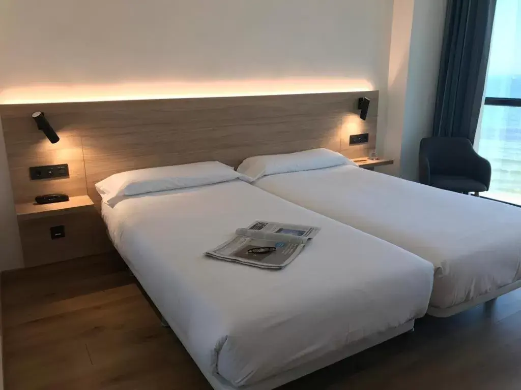 Bed in Hotel Príncipe de Asturias