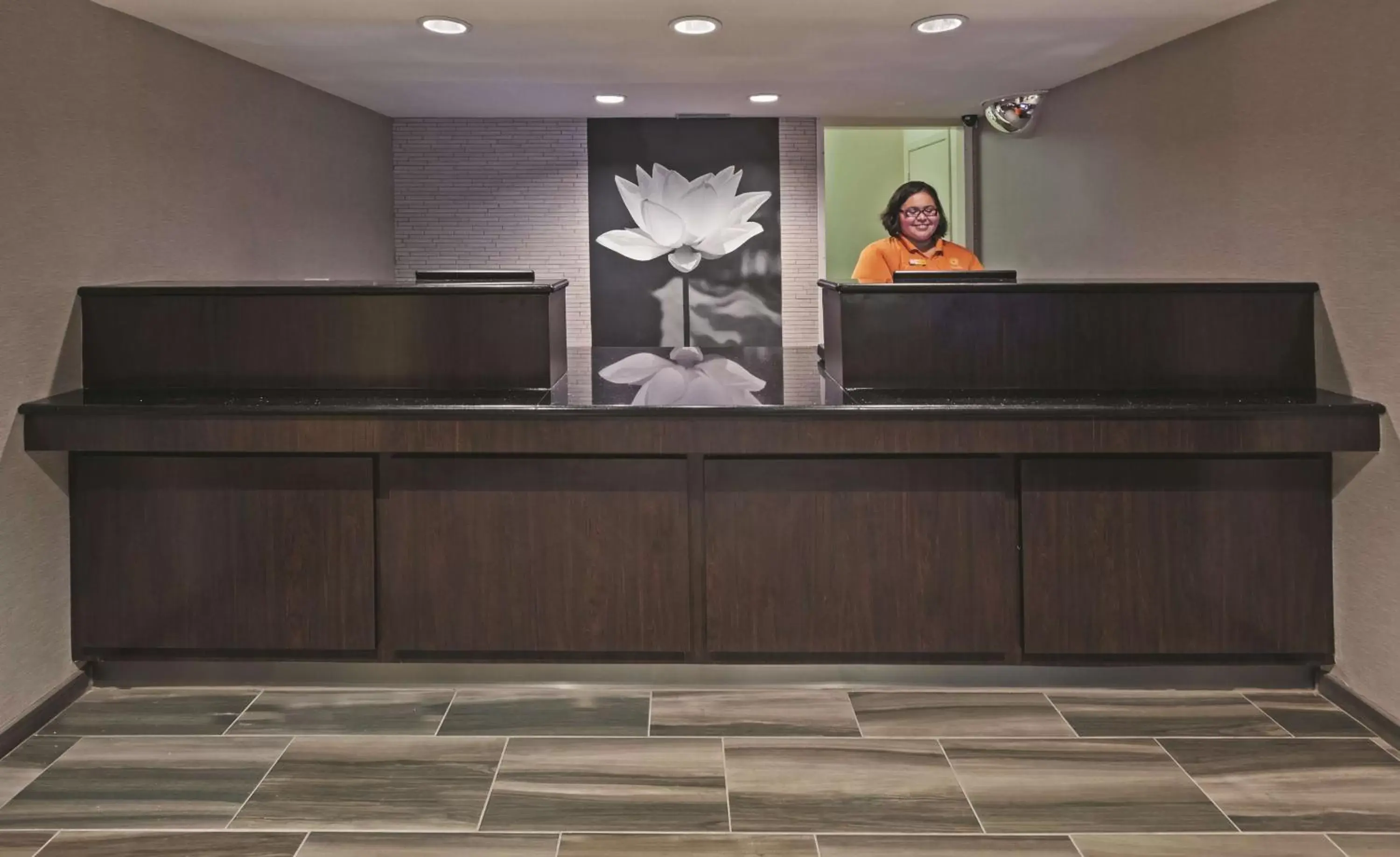 Lobby or reception, Lobby/Reception in La Quinta Inn by Wyndham San Marcos