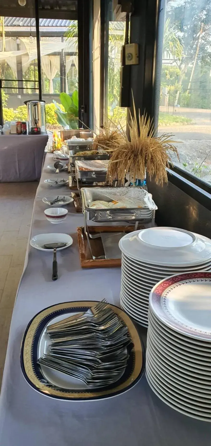 Food and drinks in Naturalpark Resort De Wangthong Food and drinks in Naturalpark Resort De Wangthong