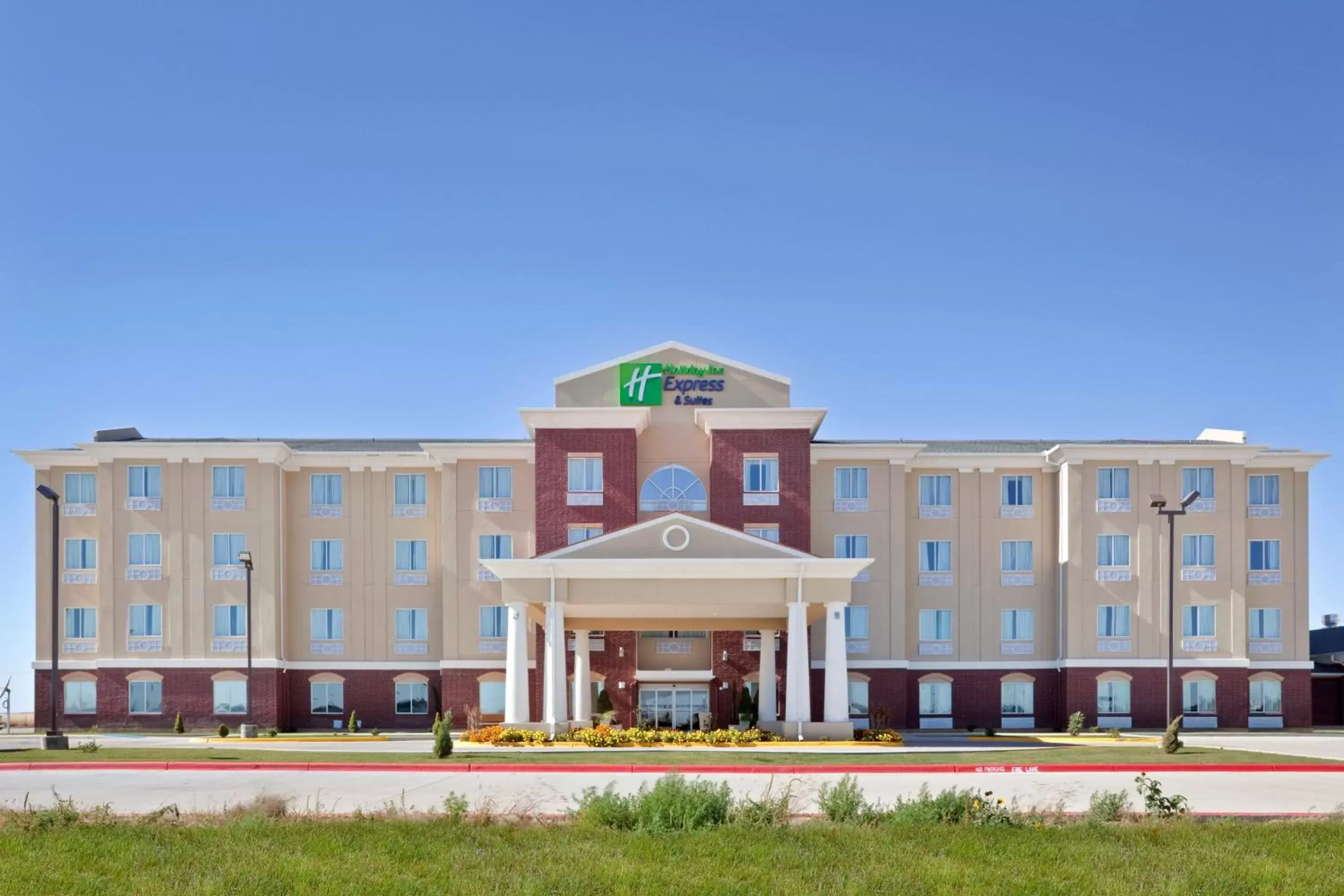 Property Building in Holiday Inn Express Hotel & Suites Dumas, an IHG Hotel