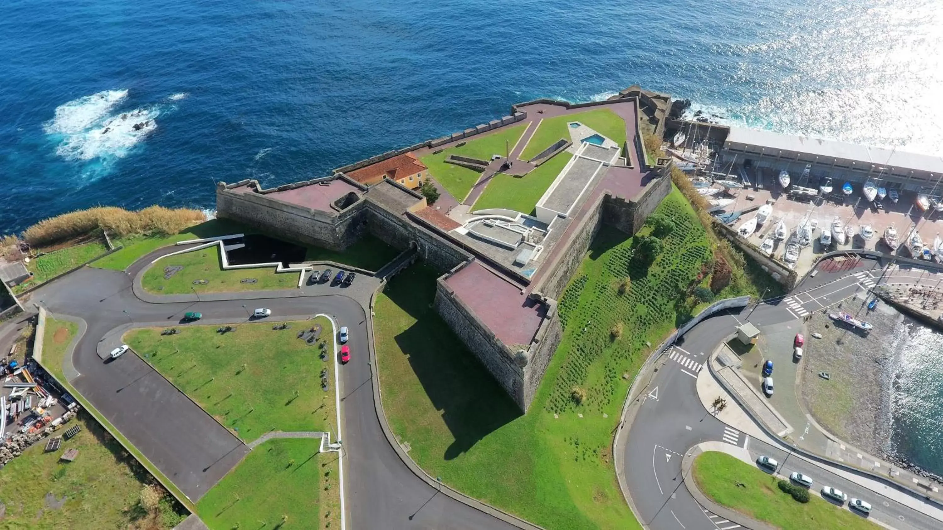 Bird's eye view, Bird's-eye View in Pousada de Angra do Heroismo Castelo de S. Sebastiao