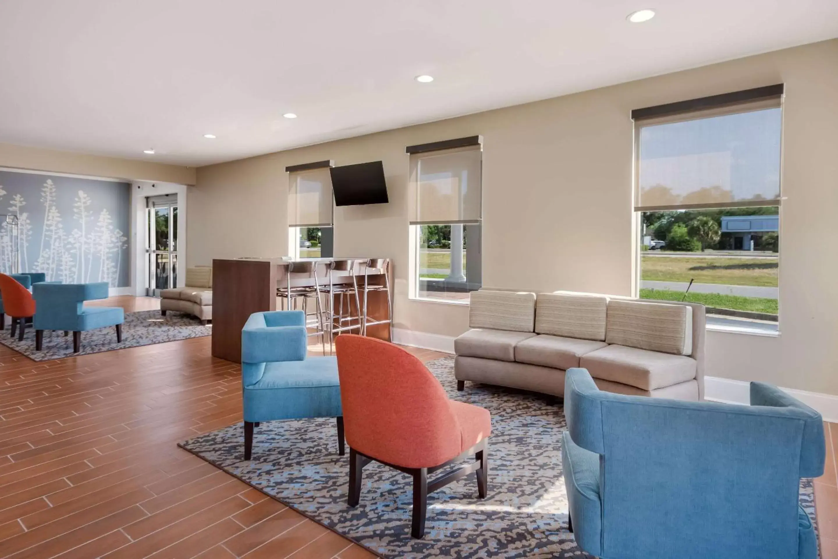 Lobby or reception, Seating Area in Sleep Inn & Suites Niceville - Destin