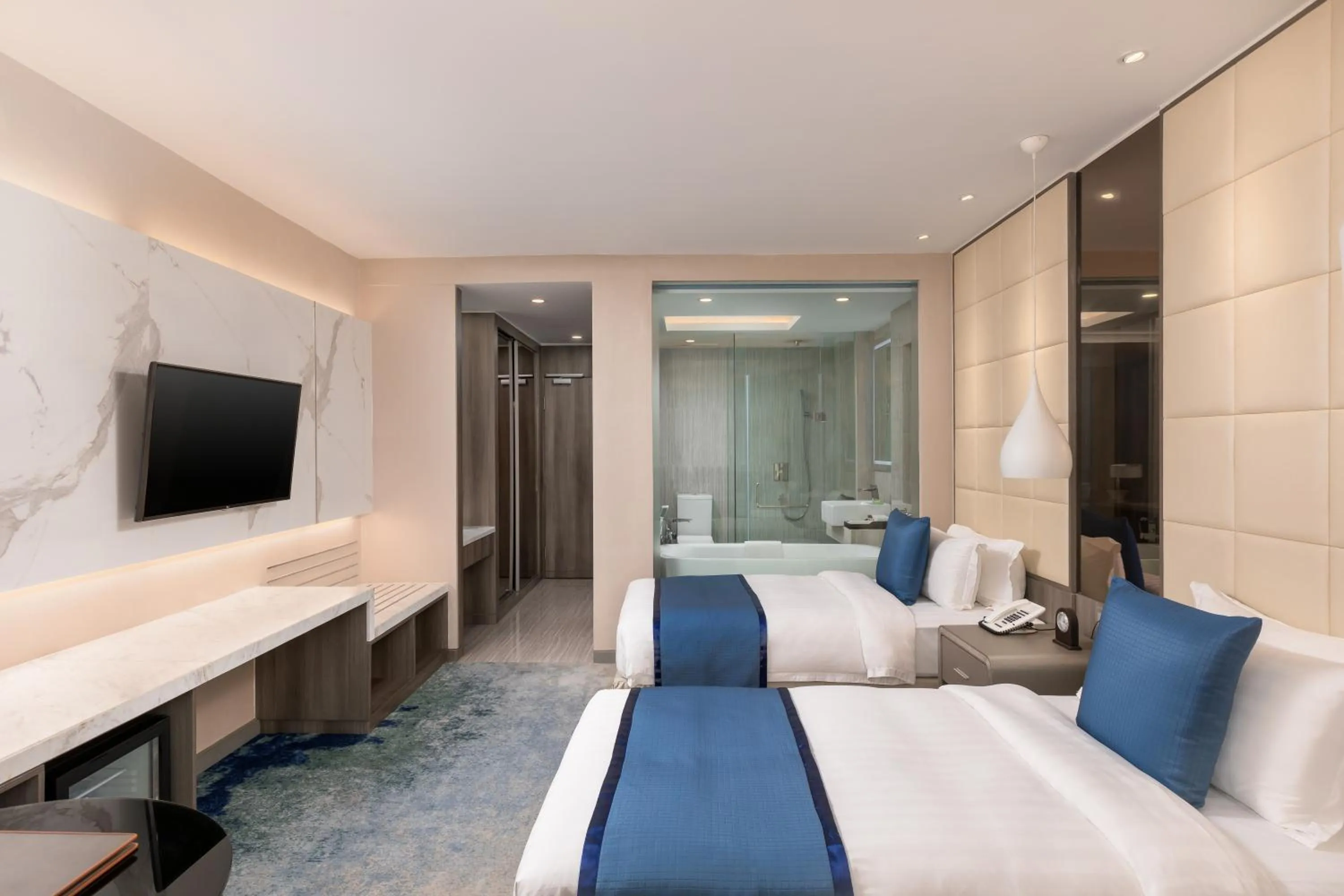 Bed in Grand Palace Hotel