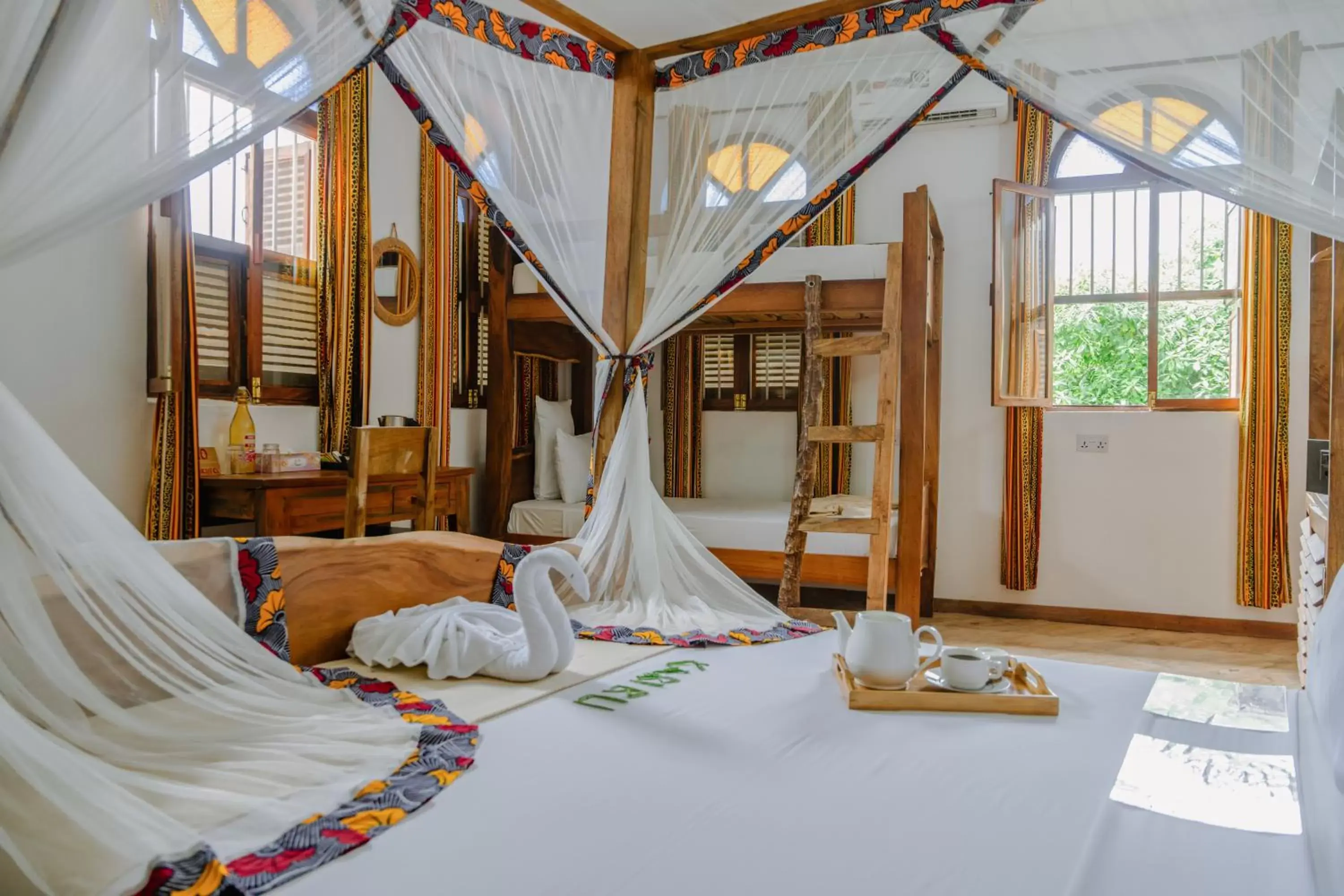 Bedroom, Bed in Shoki Shoki House Stone Town